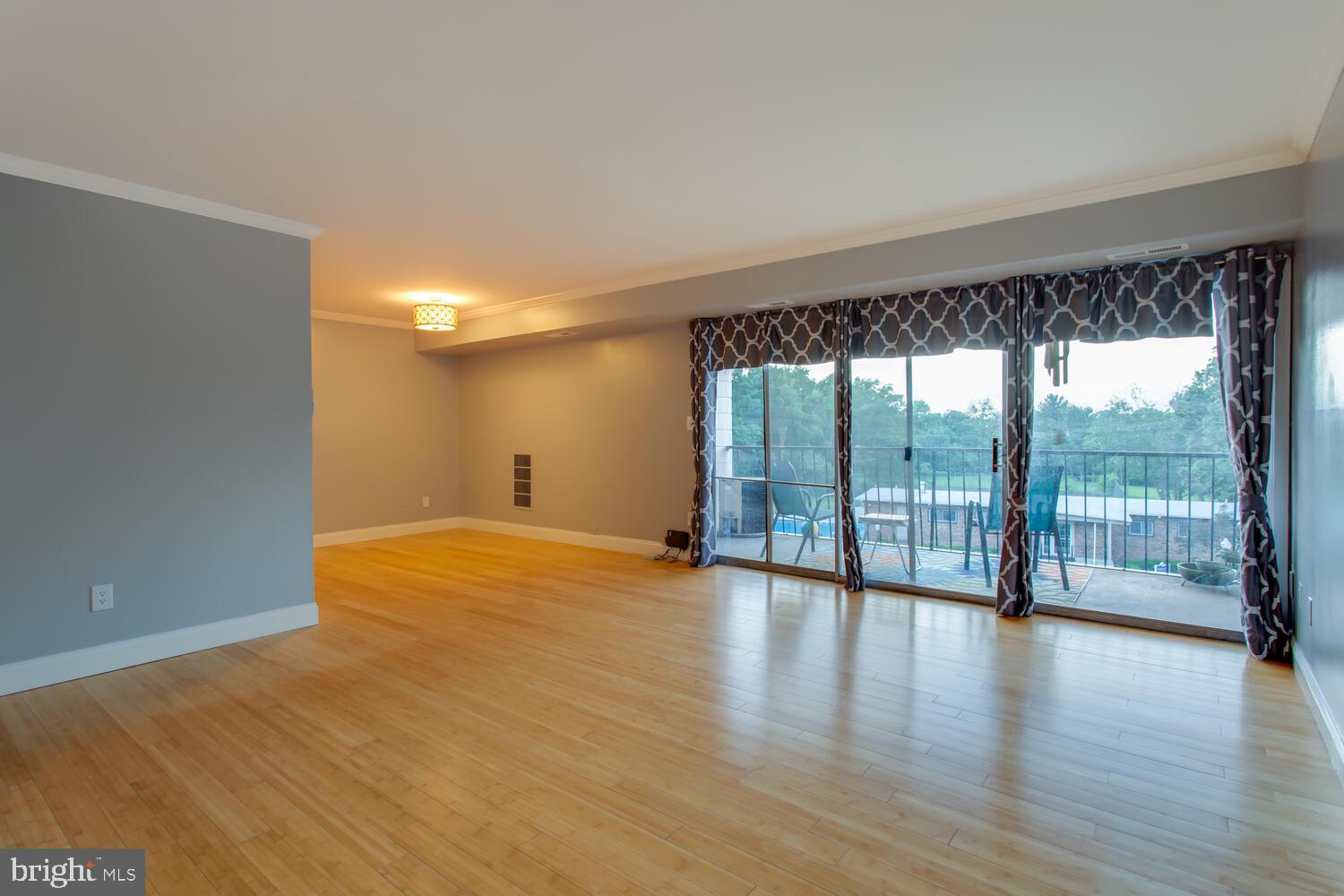 FRENCHMANS CREEK - Residential