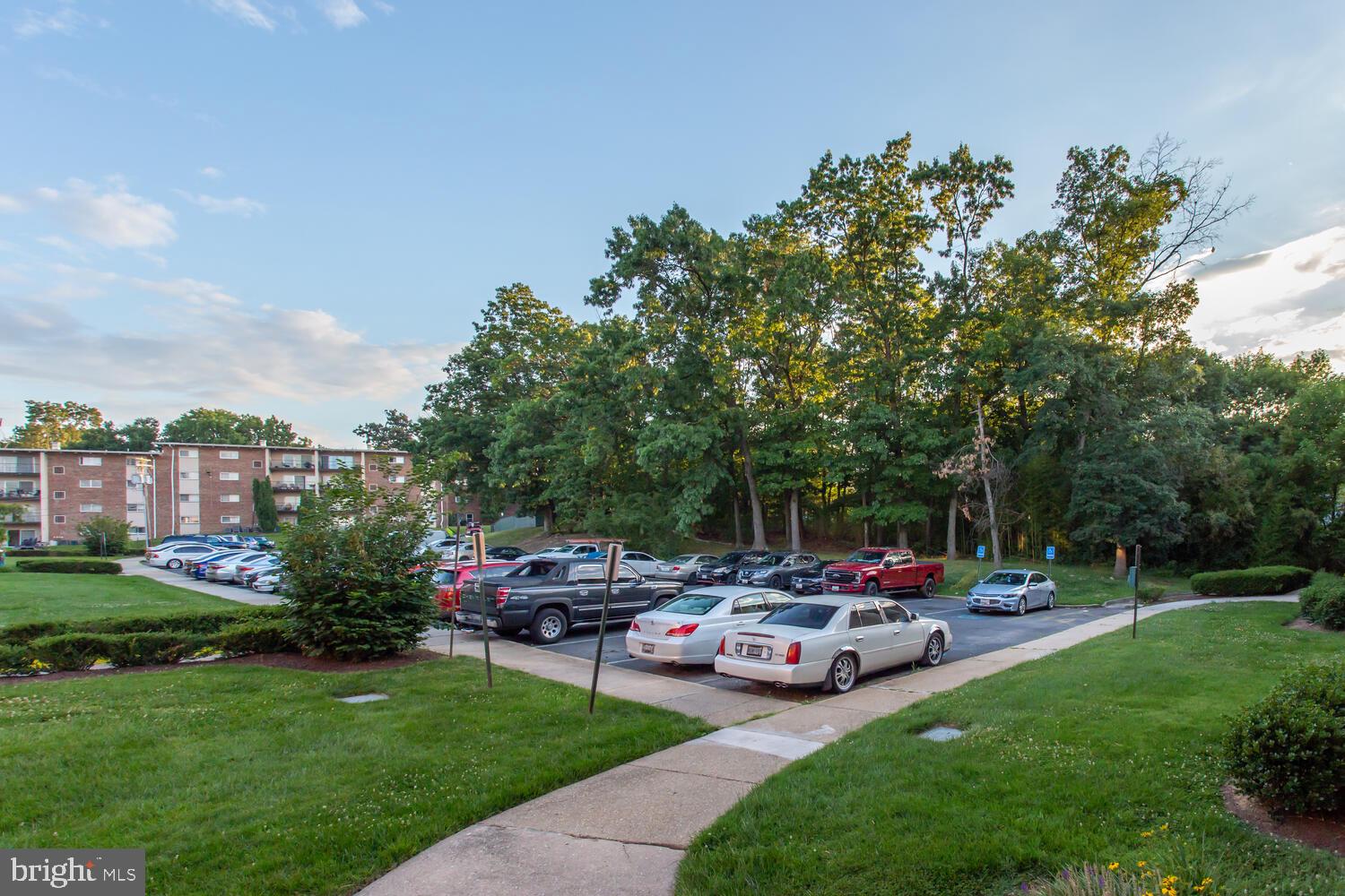 FRENCHMANS CREEK - Residential