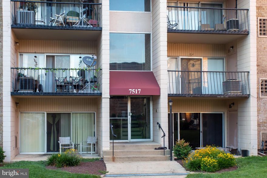 This beautiful one bed/one bath condo has hardwood flooring throughout,  updated kitchen with extended granite  countertops,  & tons of cabinetry.......updated bathroom, one piece washer & dryer unit inside the condo, built-in bookcase. Lots of natural light throughout the unit, and a balcony with the perfect view. 
Minutes away from Metro, Amtrak, New Carrollton train station, close to 295 & 495
