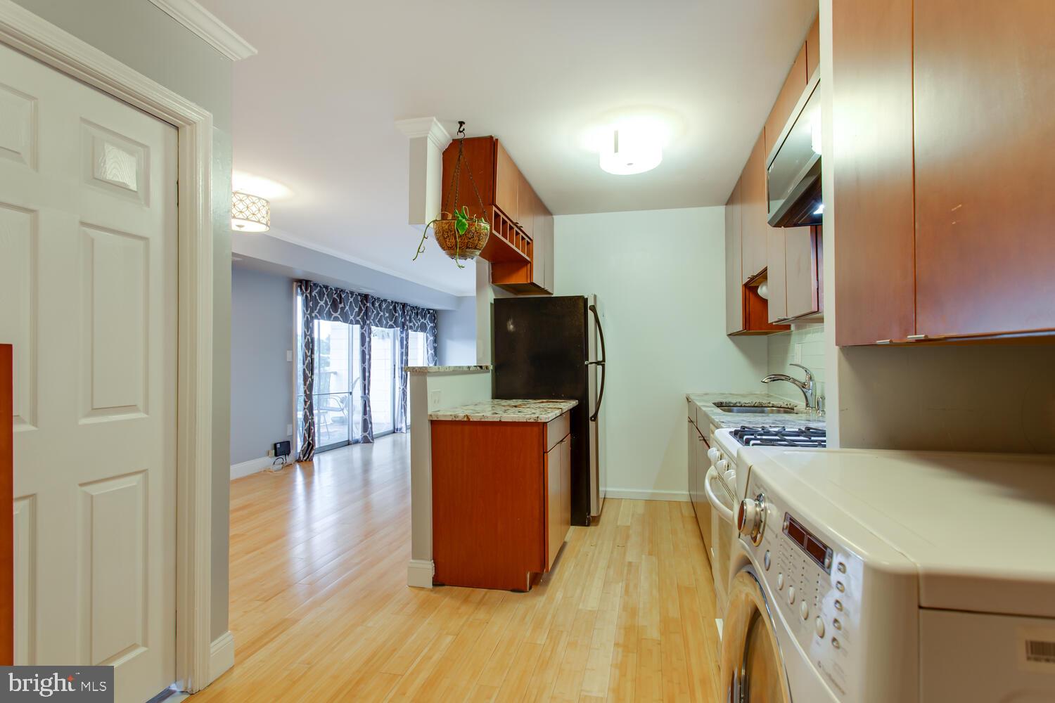 FRENCHMANS CREEK - Residential