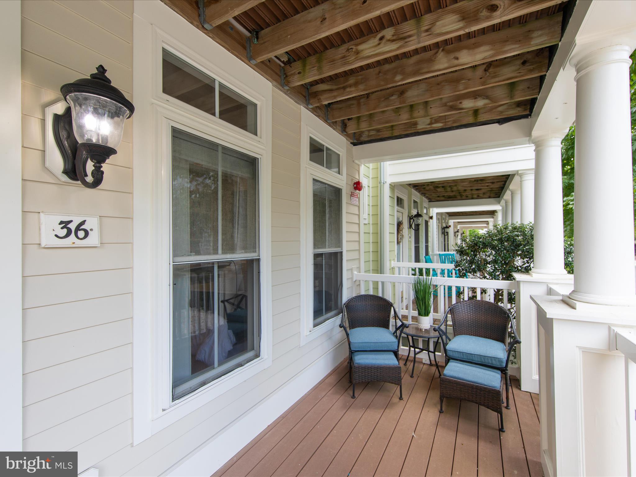 SUNSET ISLAND - Residential