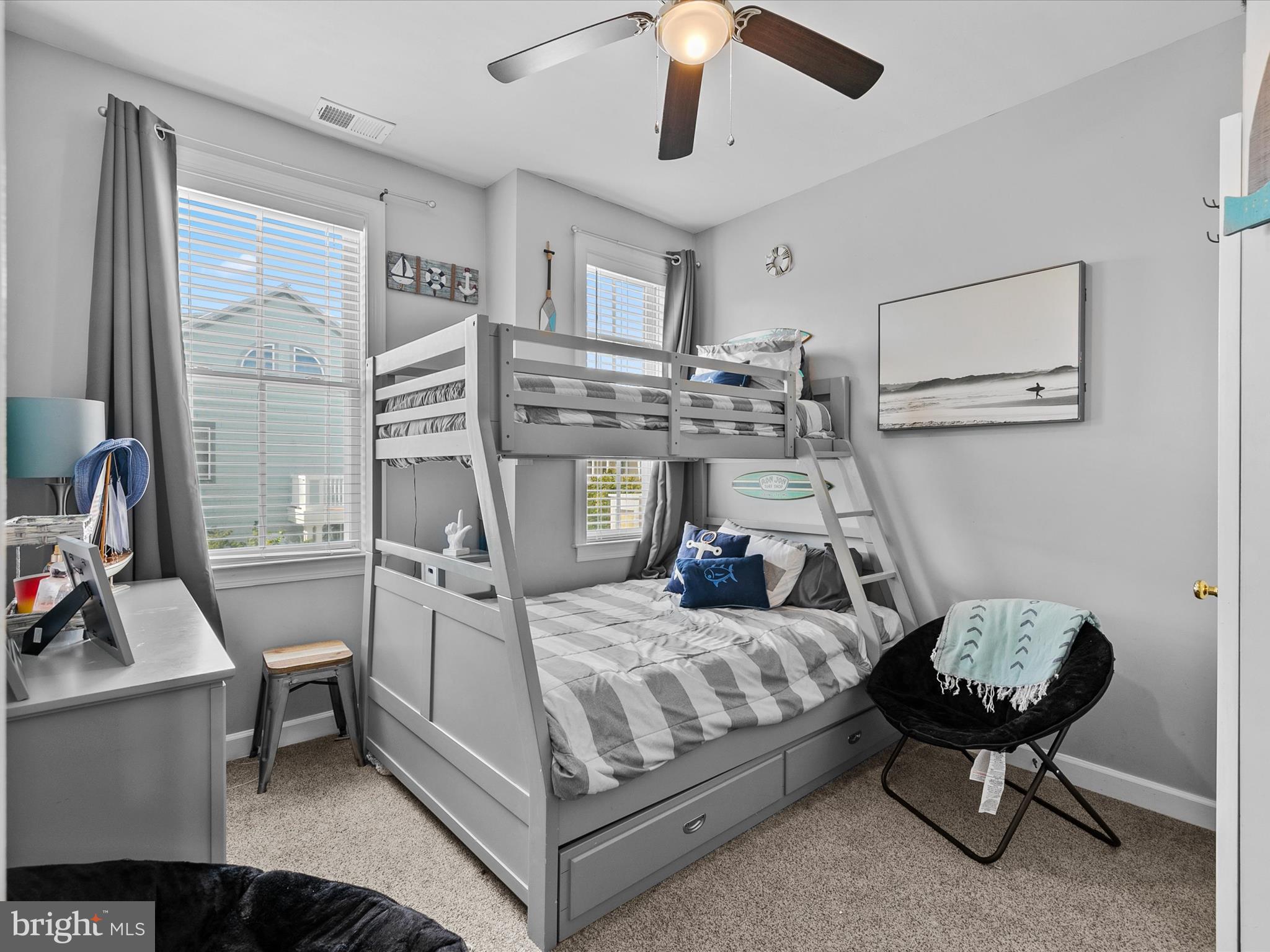 SUNSET ISLAND - Residential