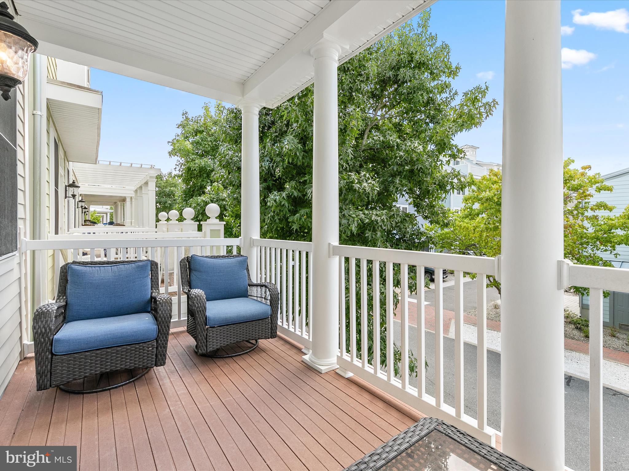 SUNSET ISLAND - Residential