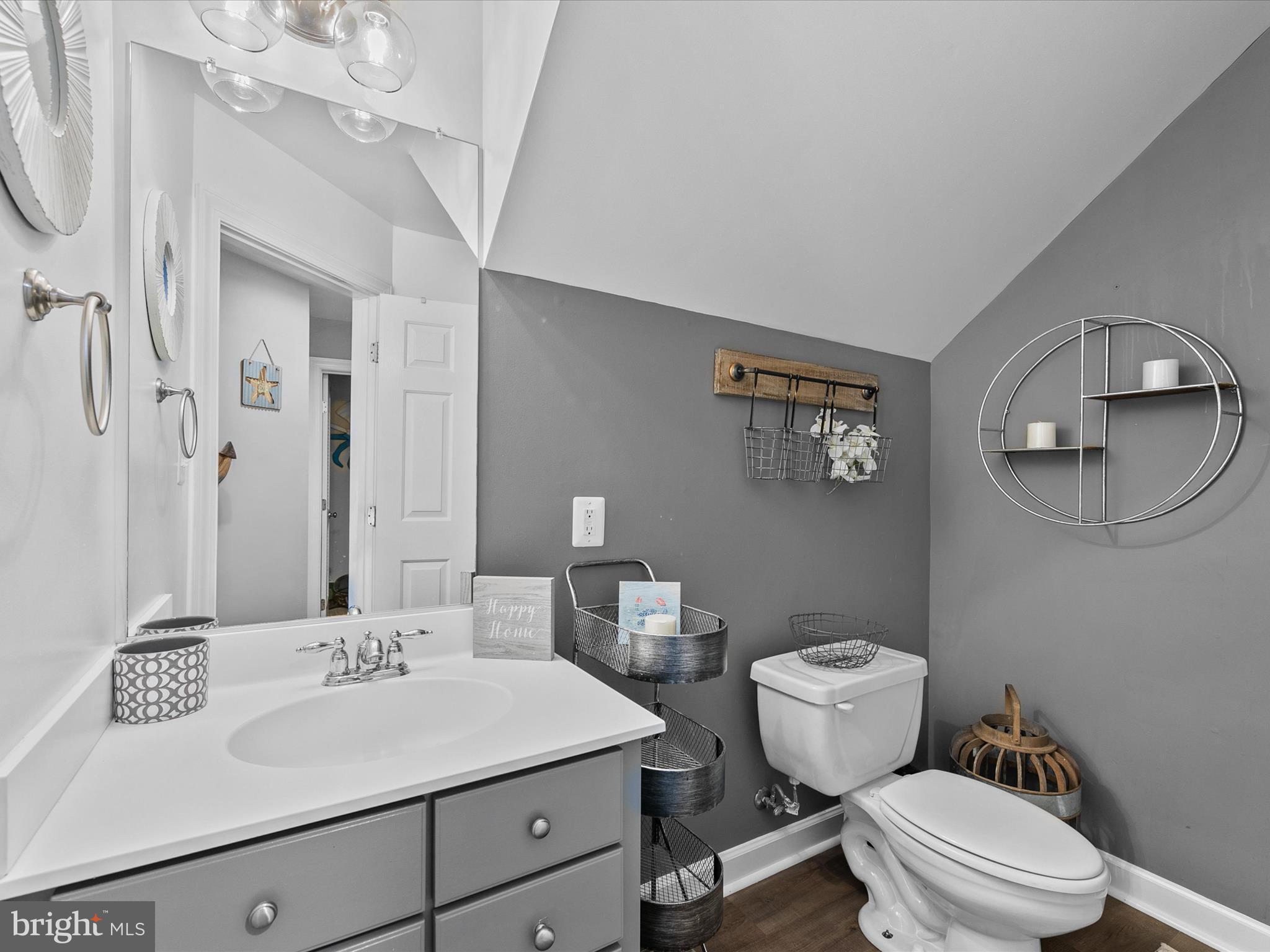 SUNSET ISLAND - Residential