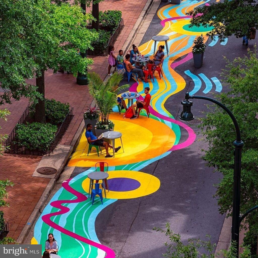 WOODSIDE - Residential