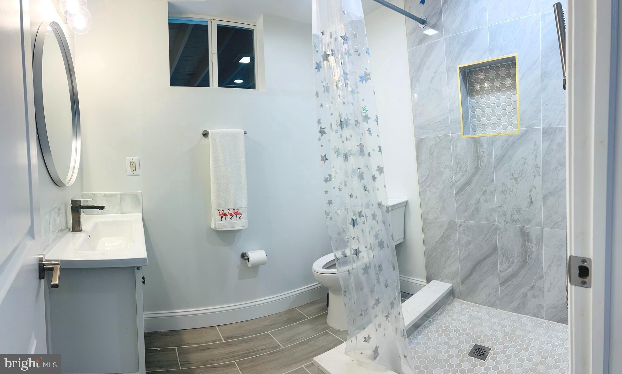 WOODSIDE - Residential