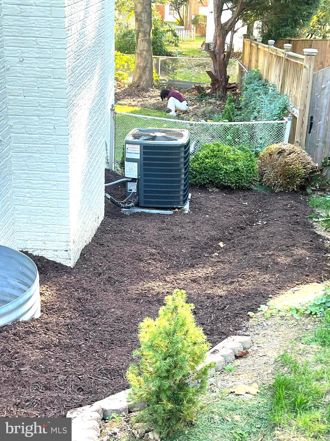 WOODSIDE - Residential