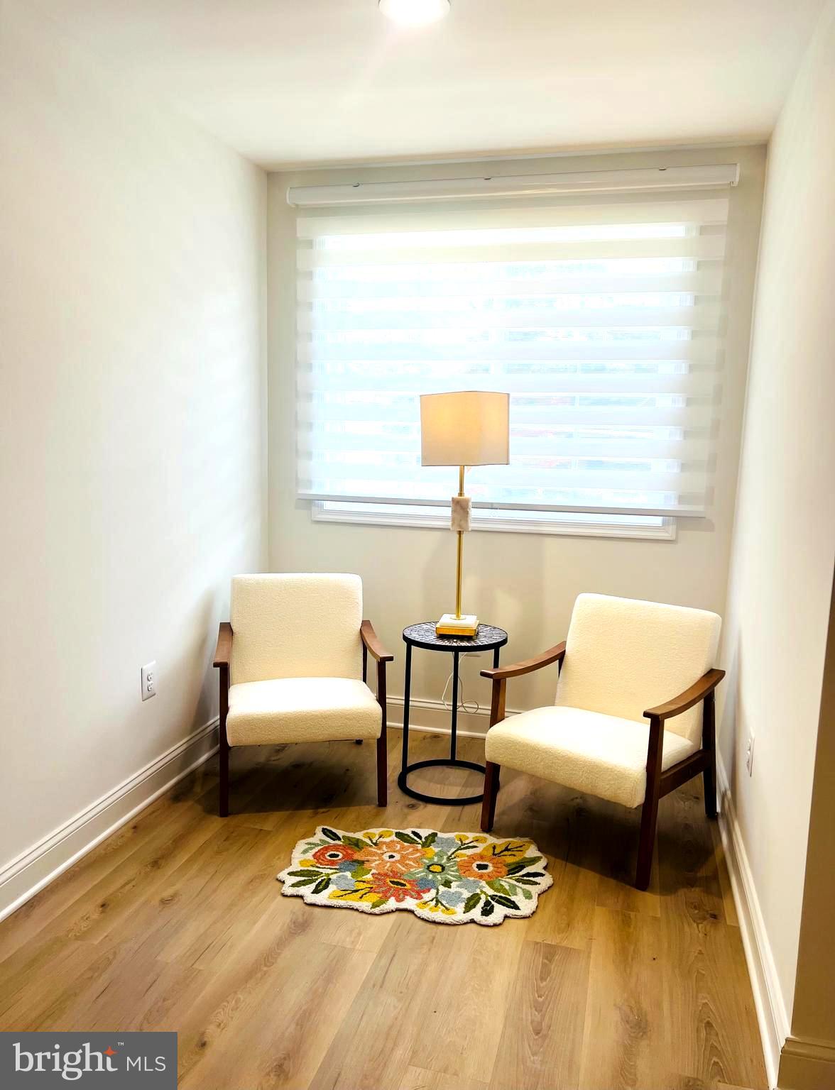 WOODSIDE - Residential