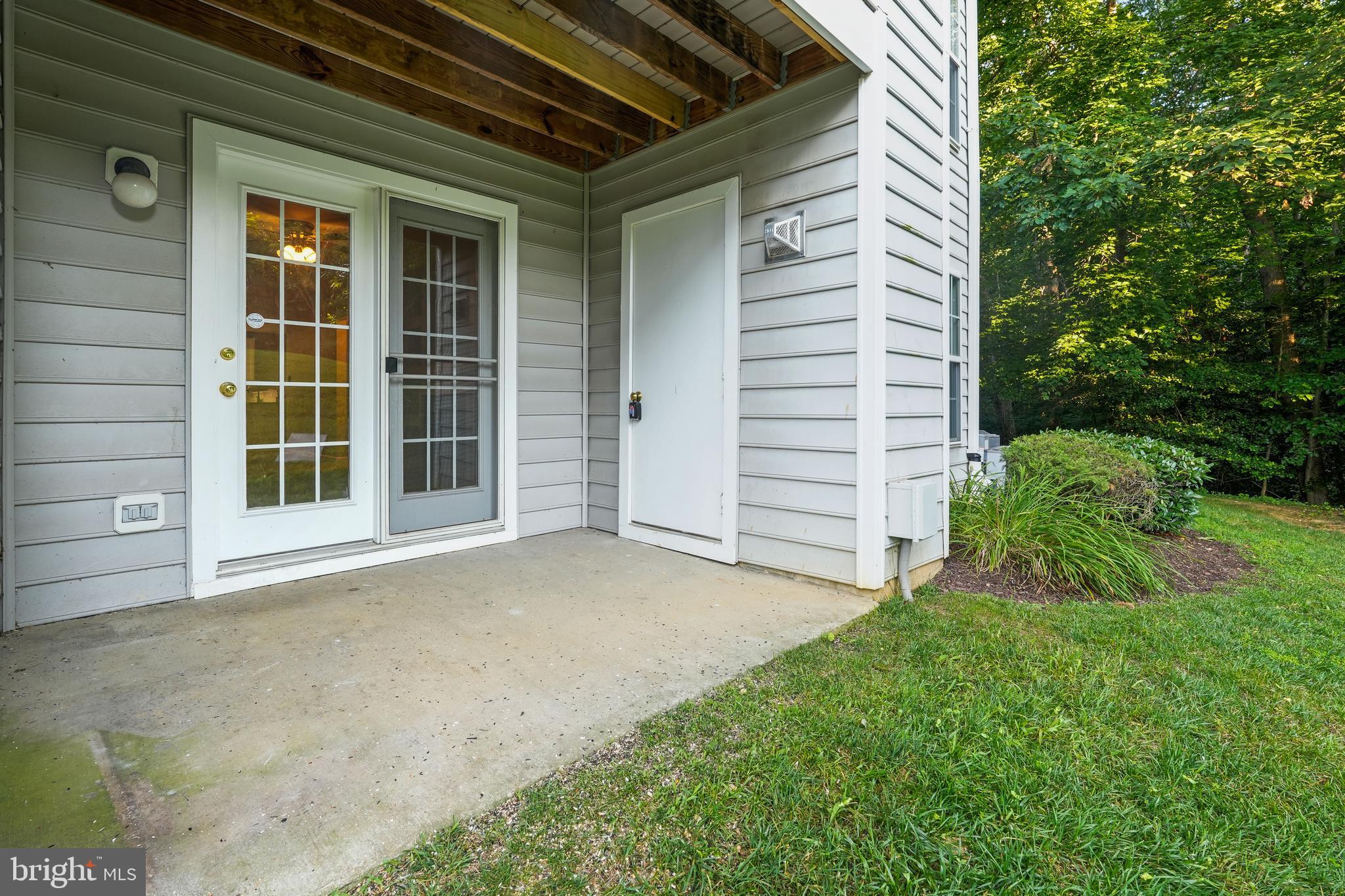 TIDEWATER COLONY - Residential Lease