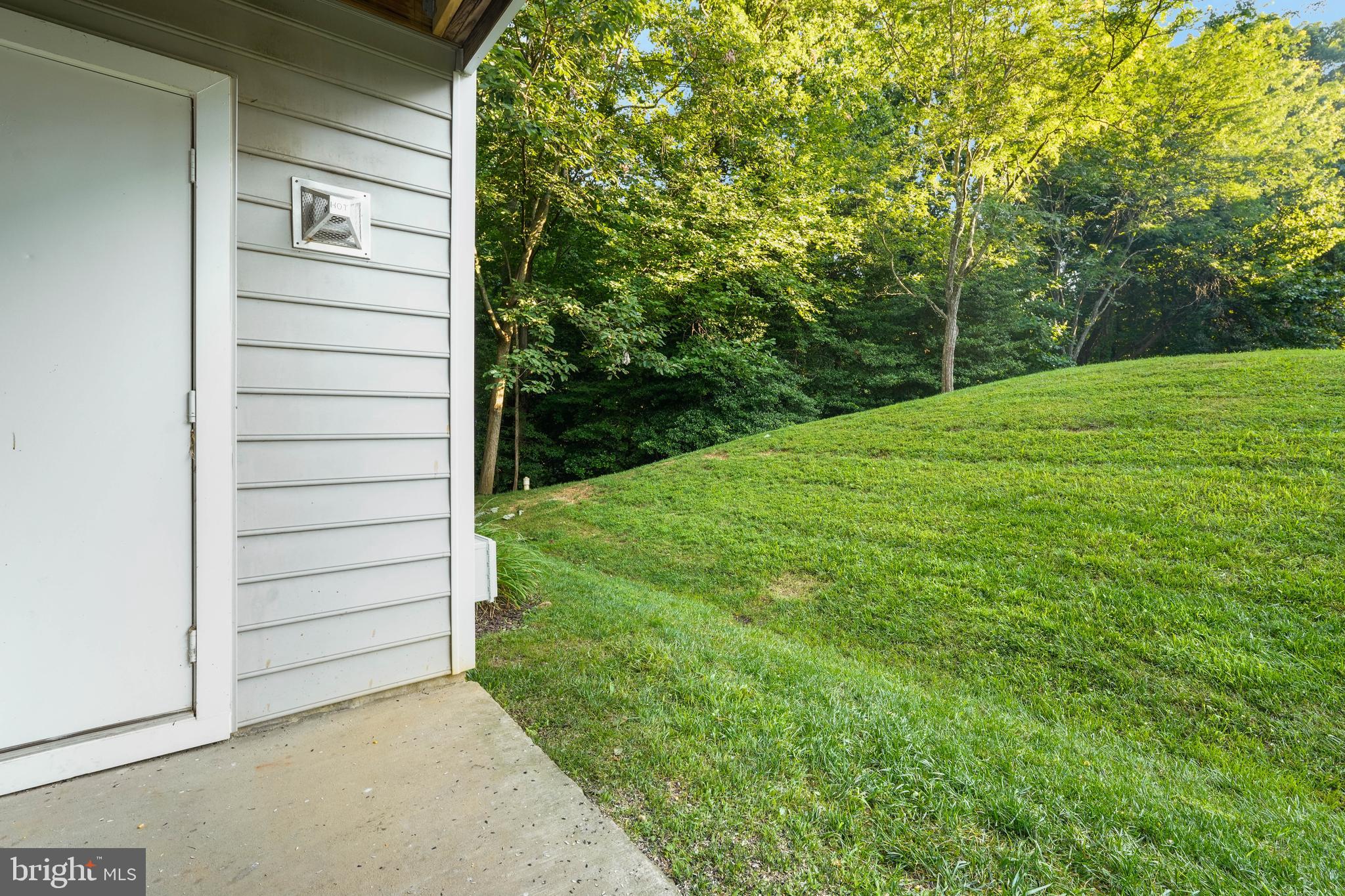 TIDEWATER COLONY - Residential Lease