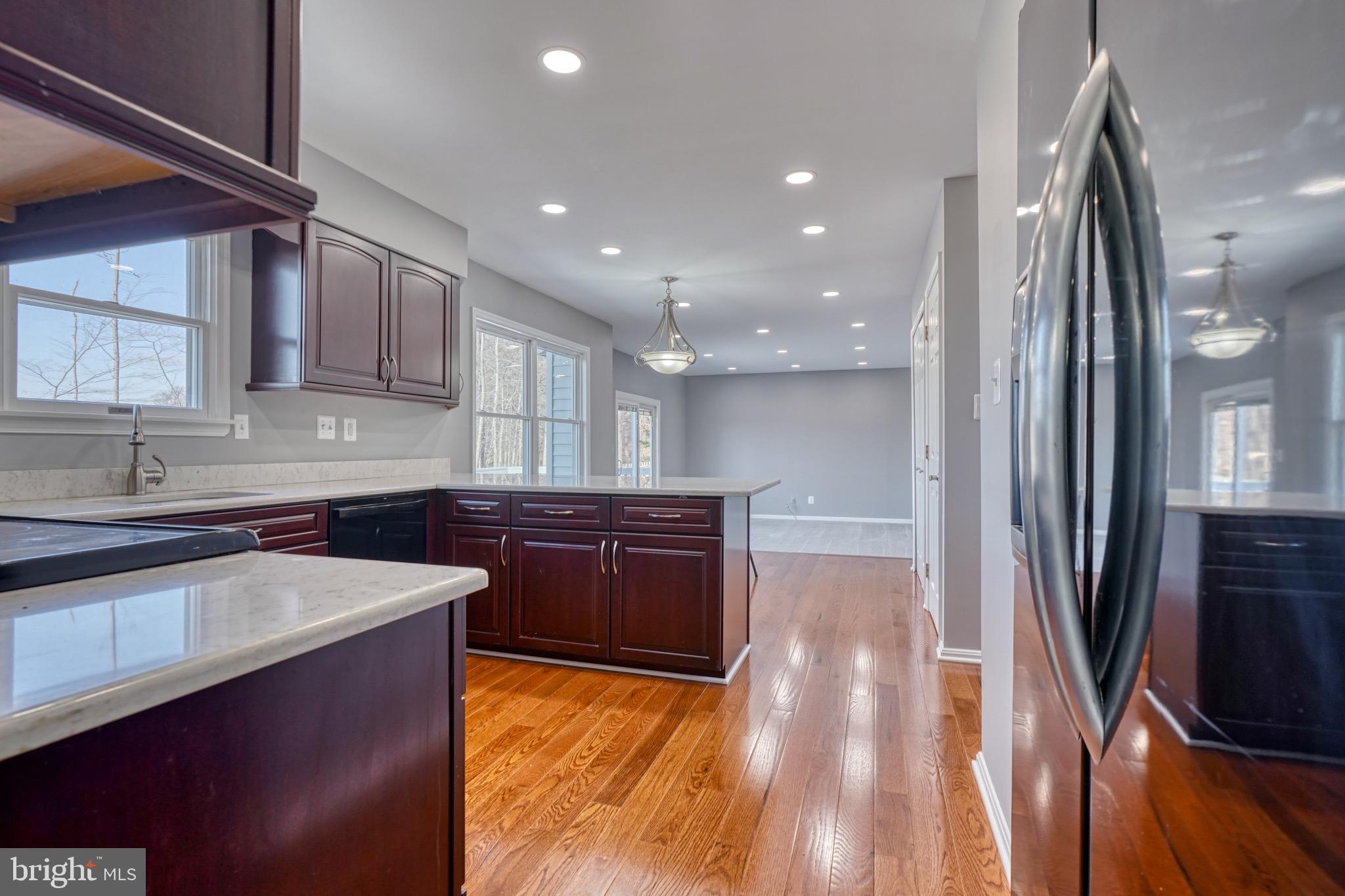 BAYVIEW ESTATES - Residential