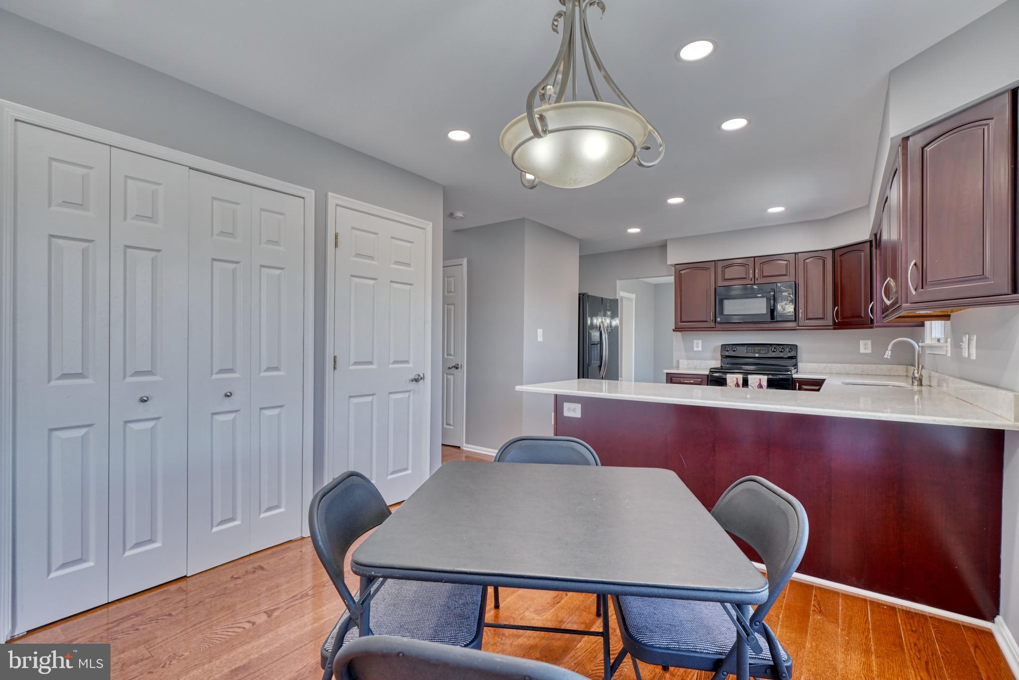 BAYVIEW ESTATES - Residential