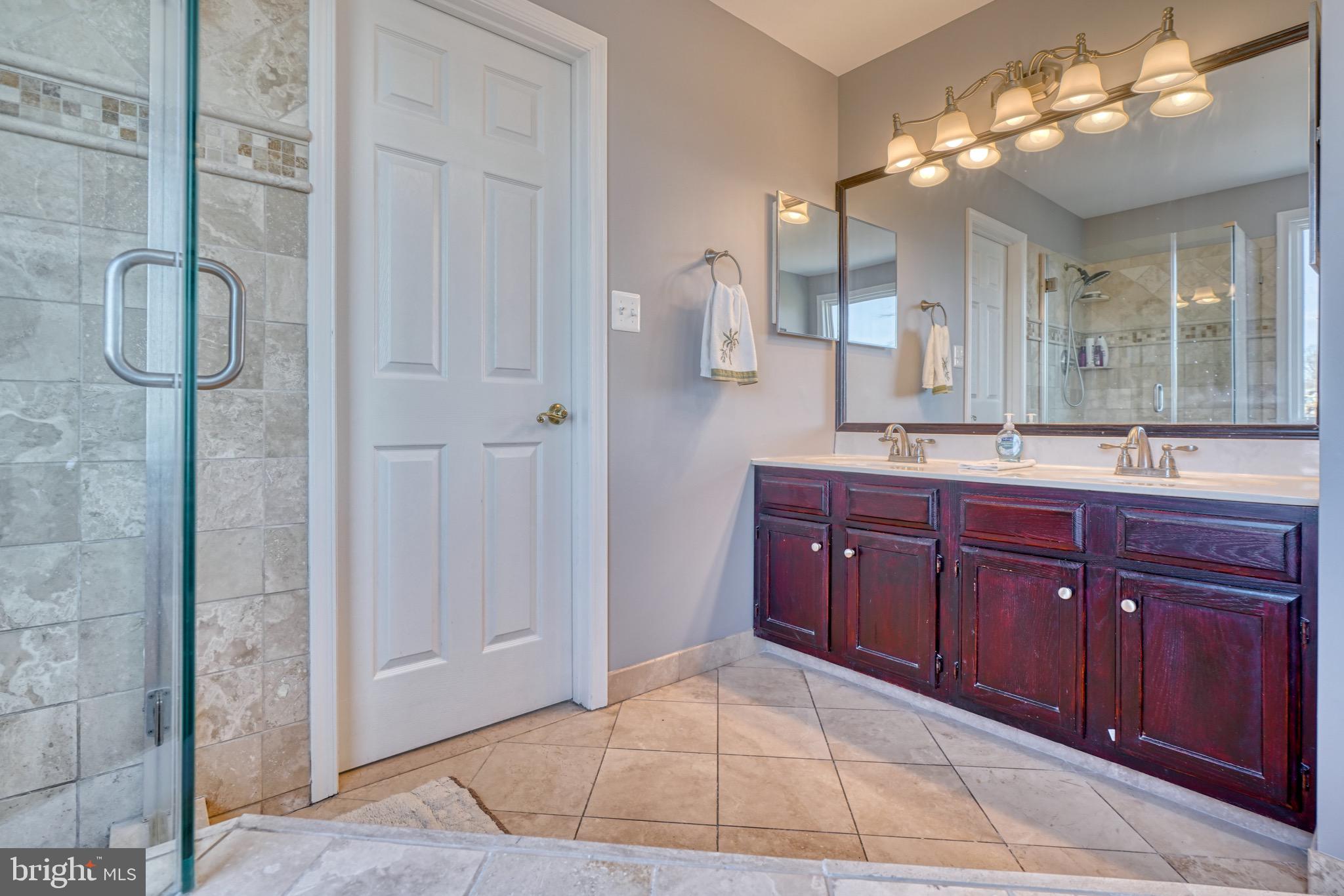 BAYVIEW ESTATES - Residential