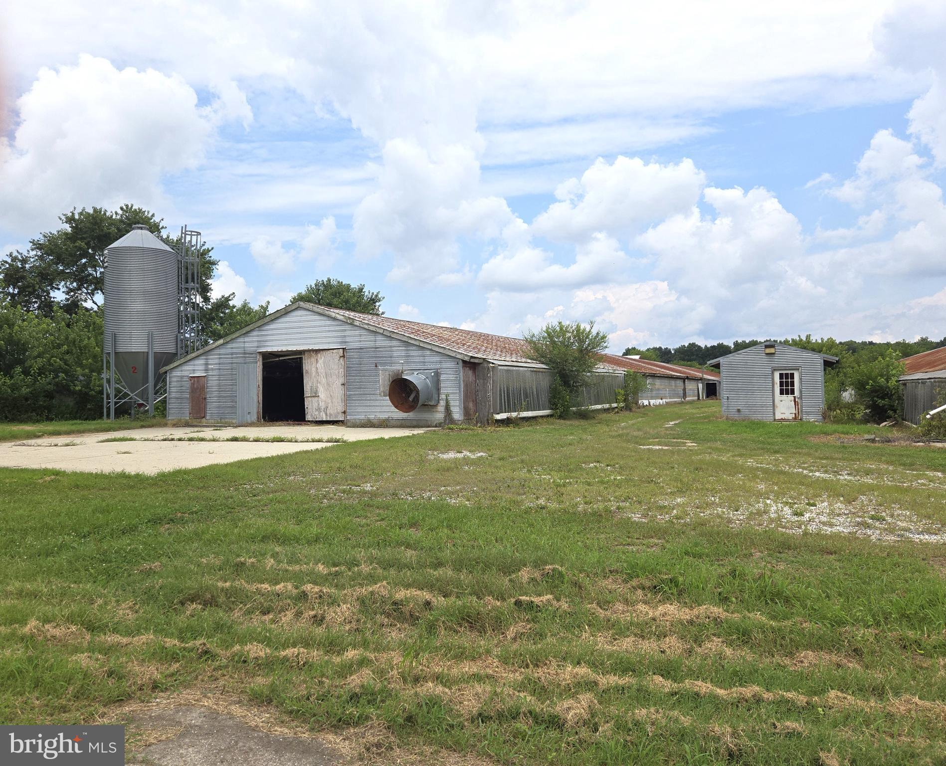 6813 SCOTTS STORE ROAD