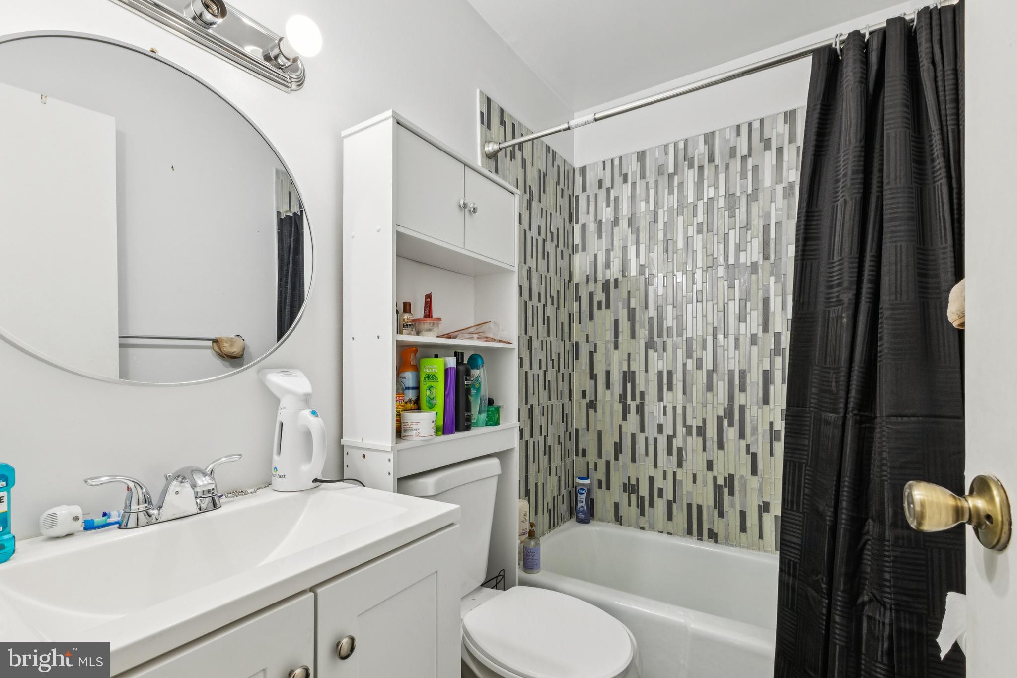 RIVERVIEW OVERLOOK - Residential