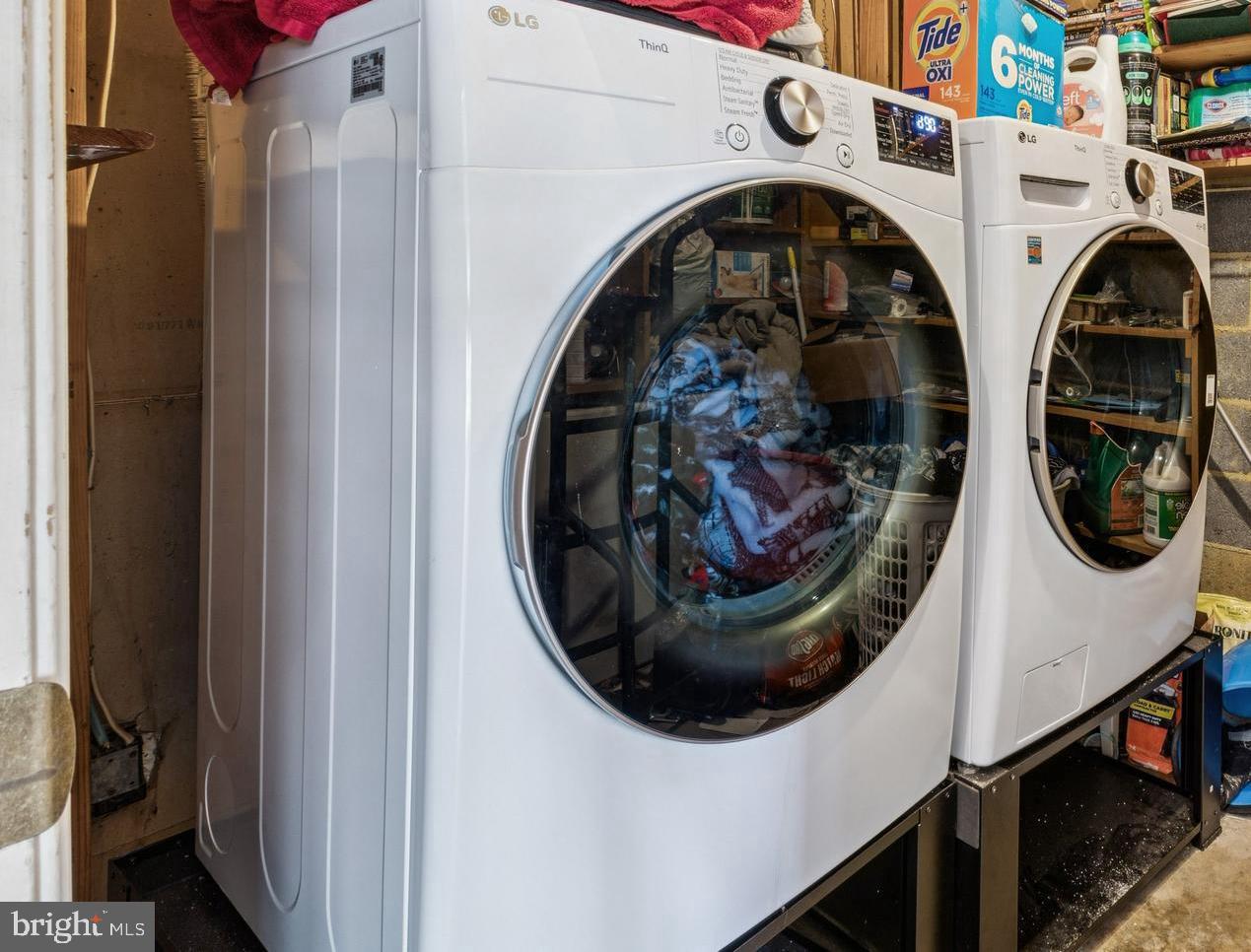 RIVERVIEW OVERLOOK - Residential