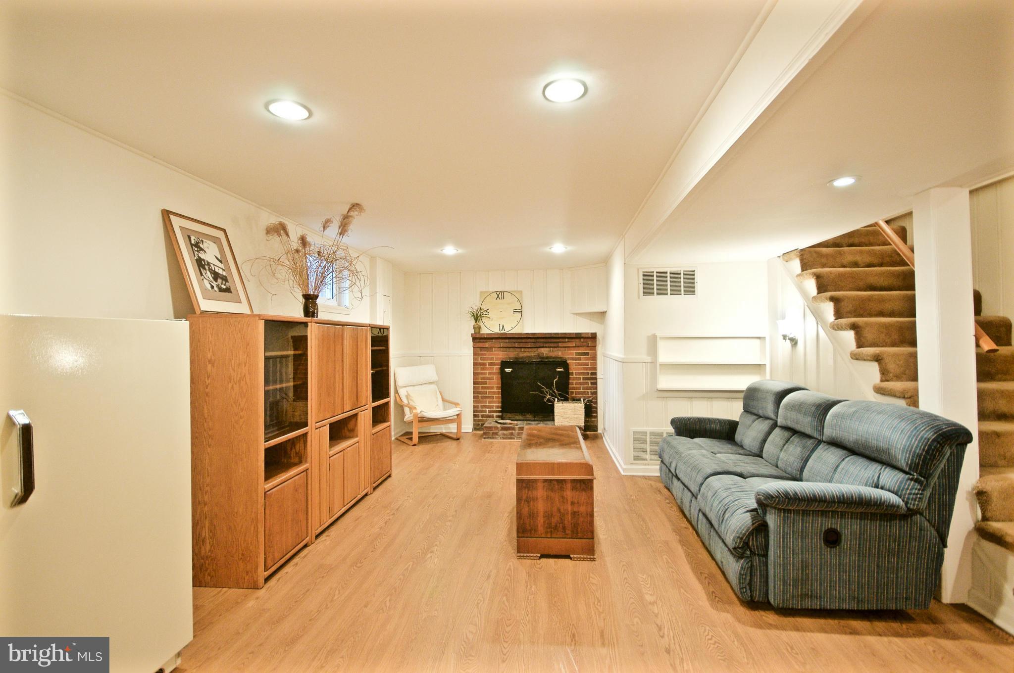 BROOKLAND ESTATES - Residential