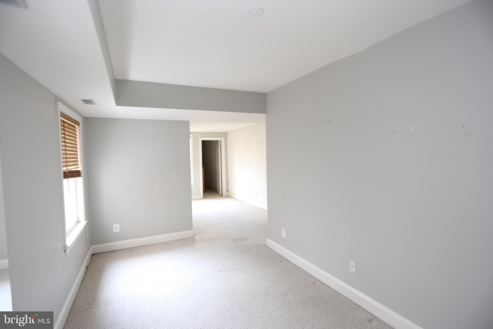 BUTCHERS HILL - Residential Lease