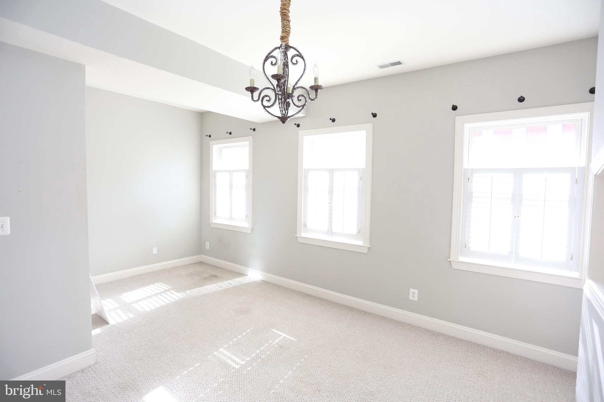 BUTCHERS HILL - Residential Lease
