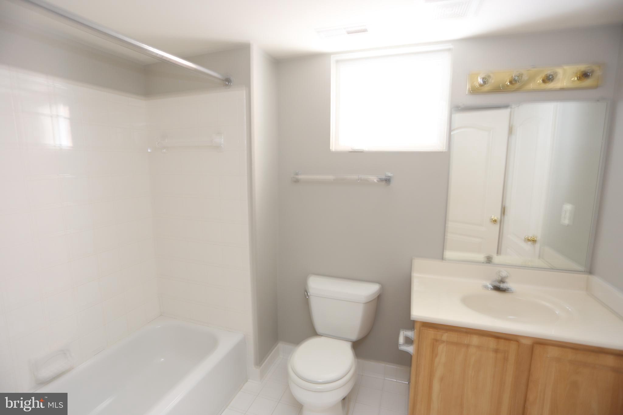 BUTCHERS HILL - Residential Lease