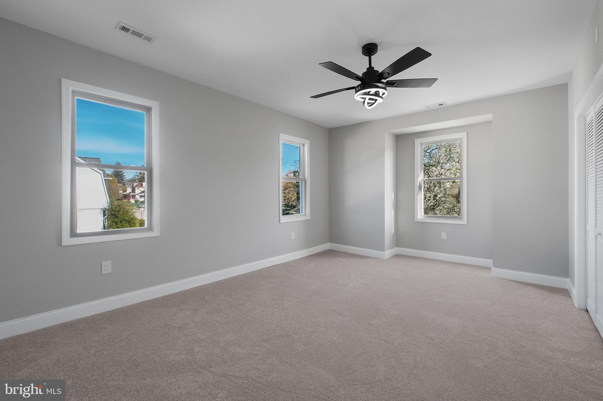 DORCHESTER - Residential