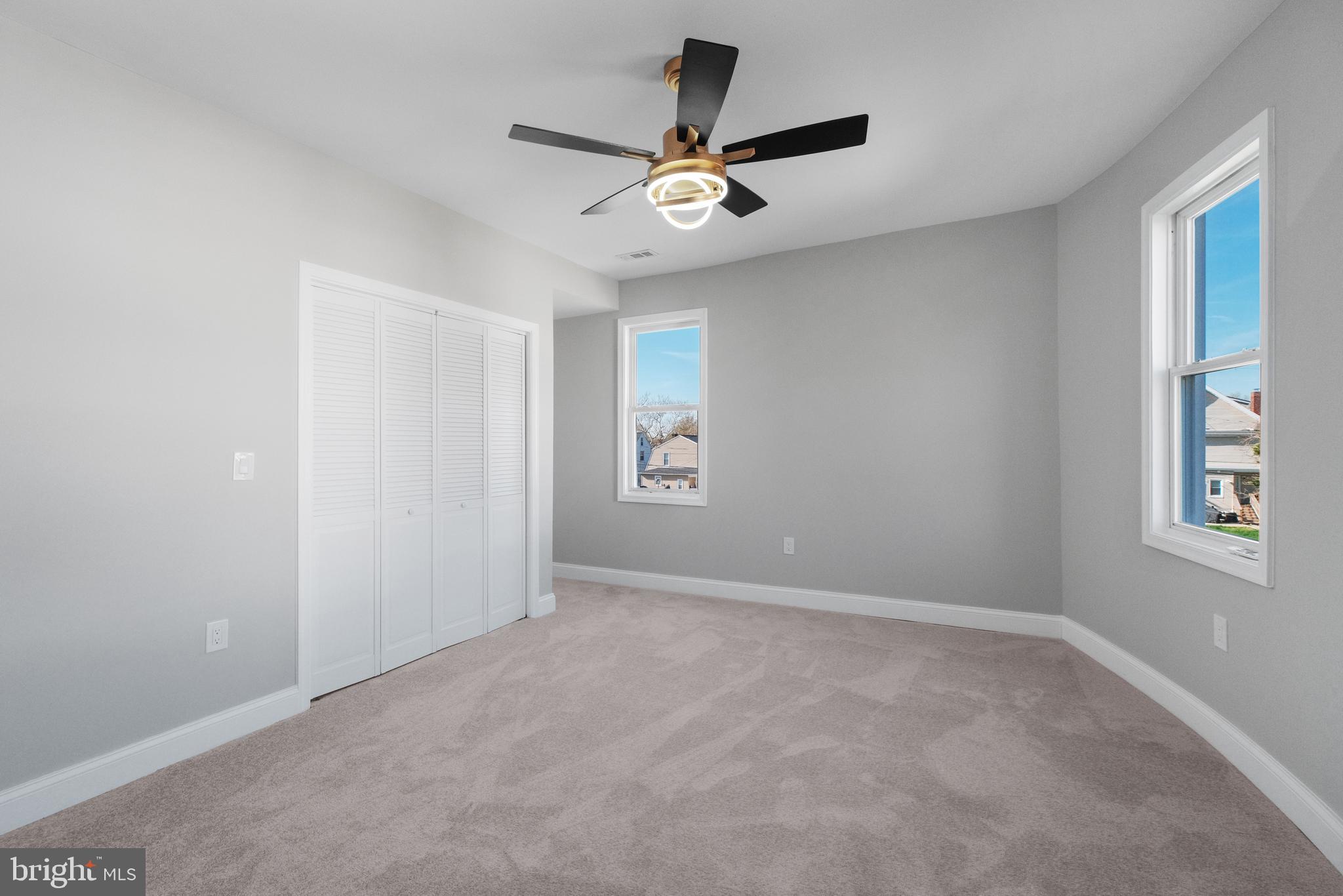 DORCHESTER - Residential