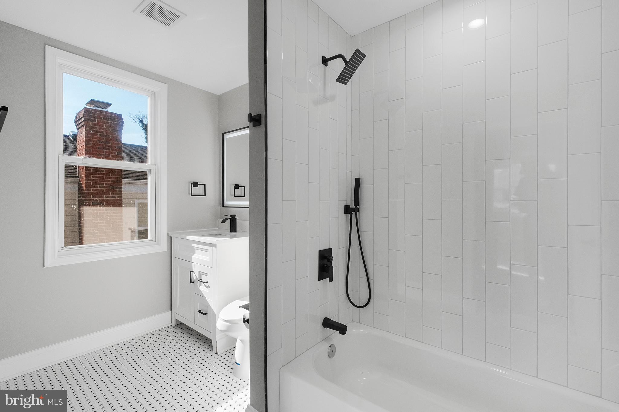 DORCHESTER - Residential