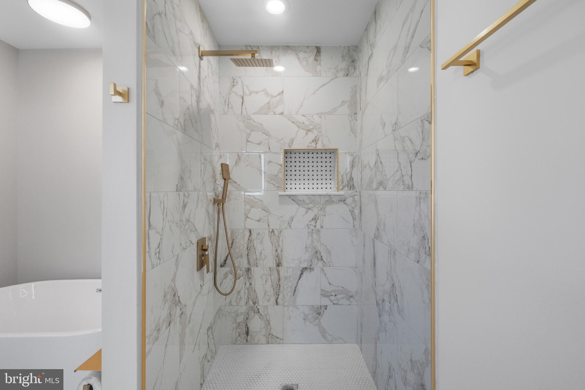 DORCHESTER - Residential