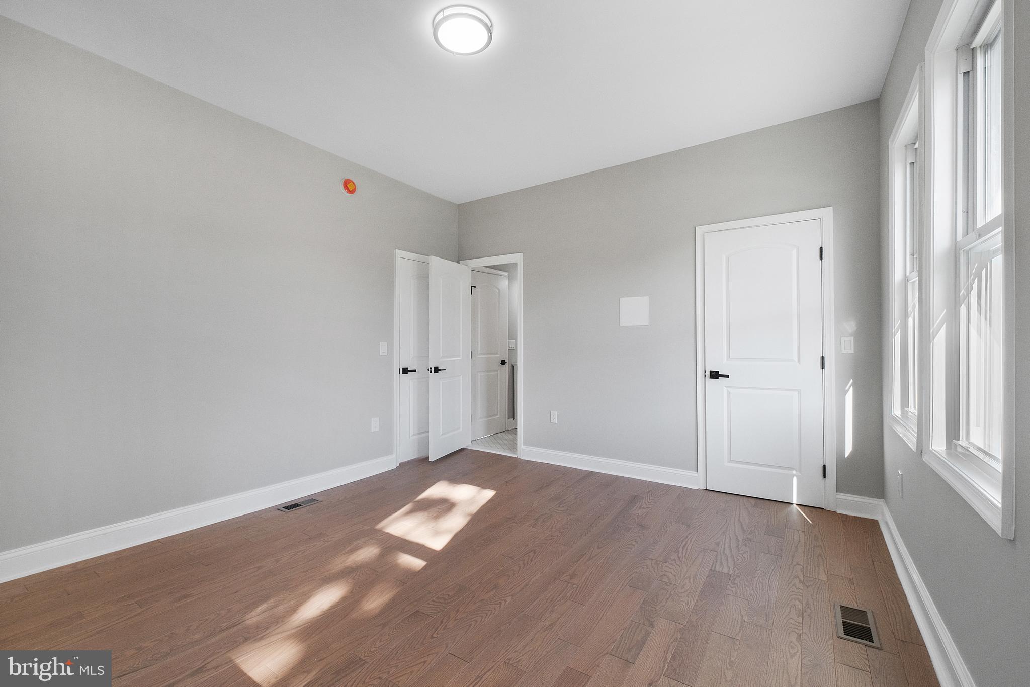 DORCHESTER - Residential