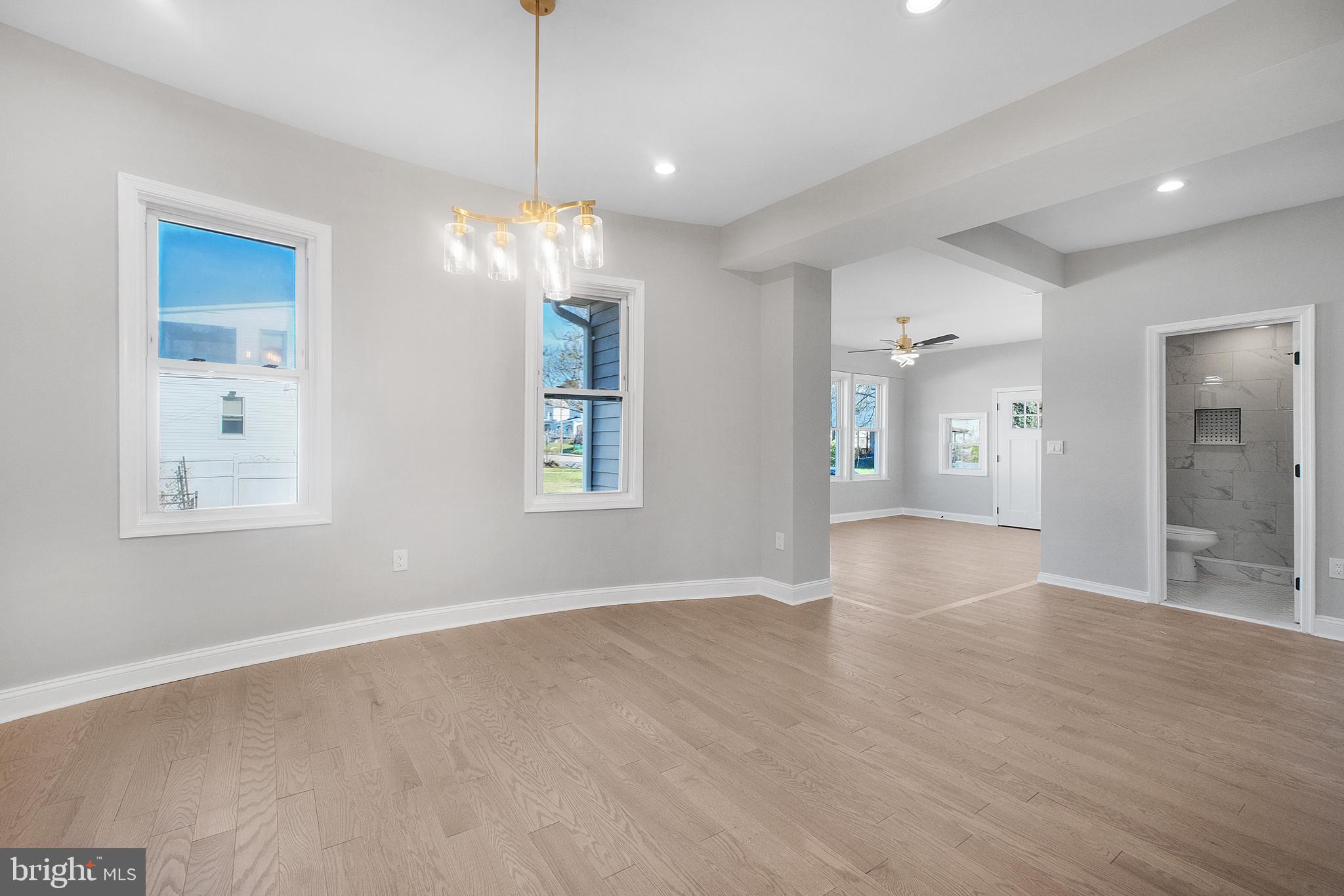 DORCHESTER - Residential