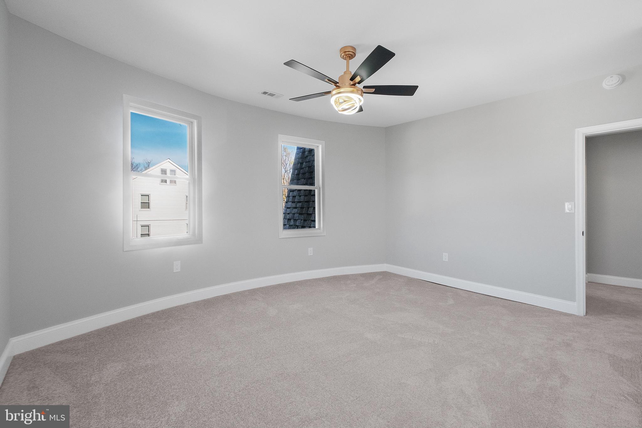 DORCHESTER - Residential