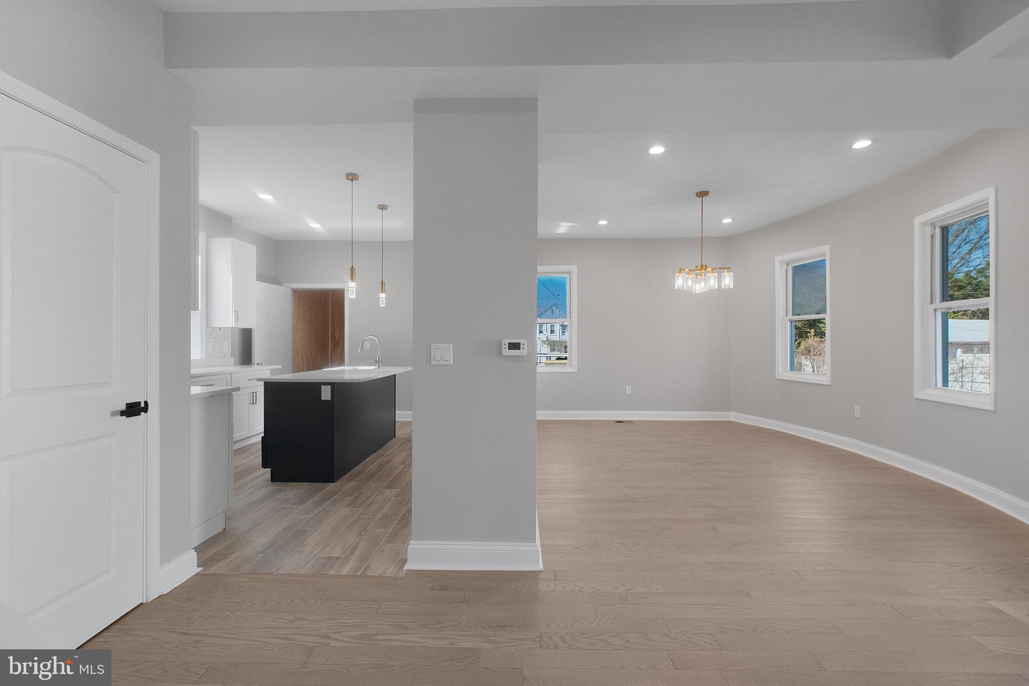 DORCHESTER - Residential