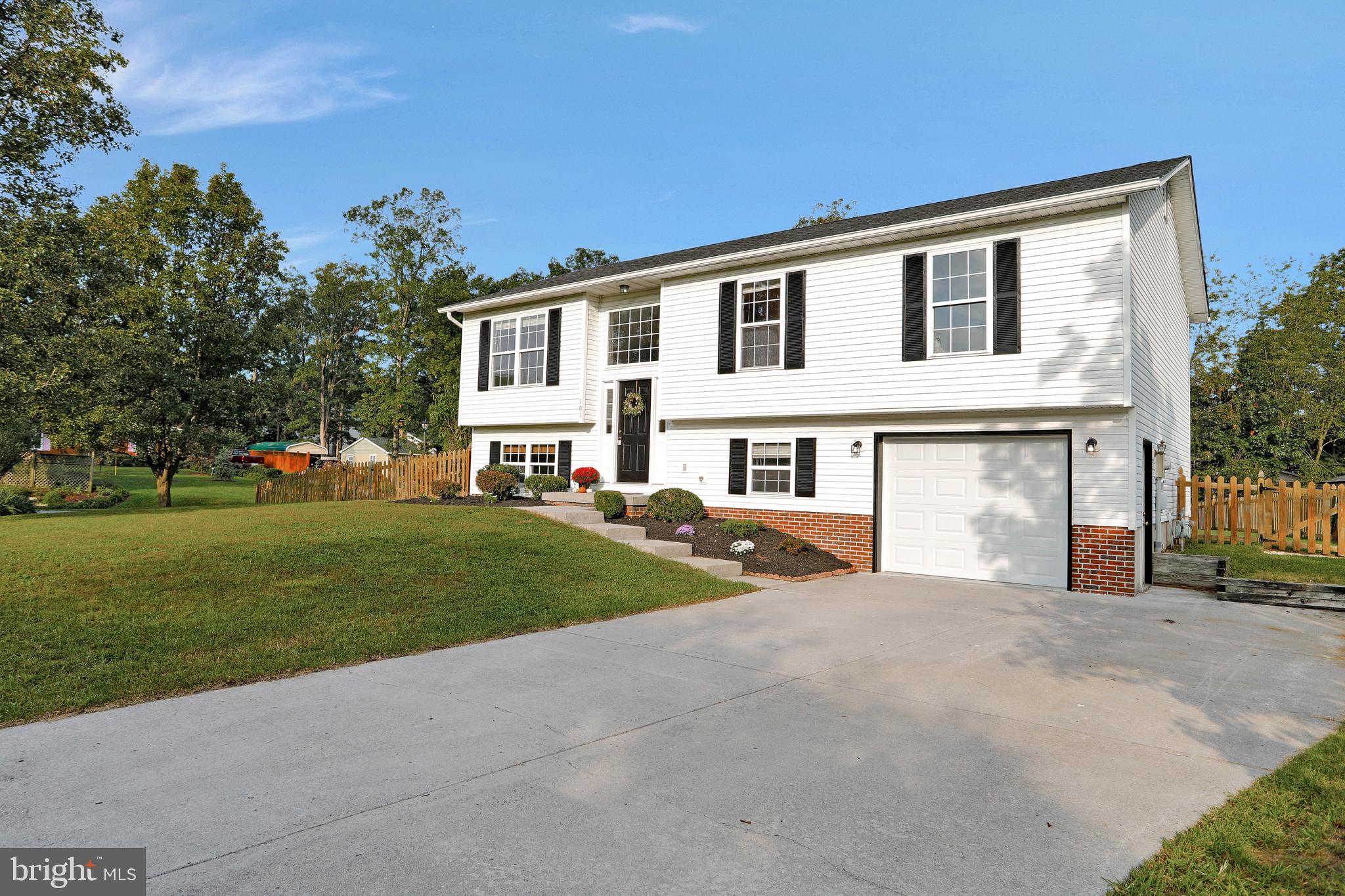 JEFFERSON VILLAGE - Residential