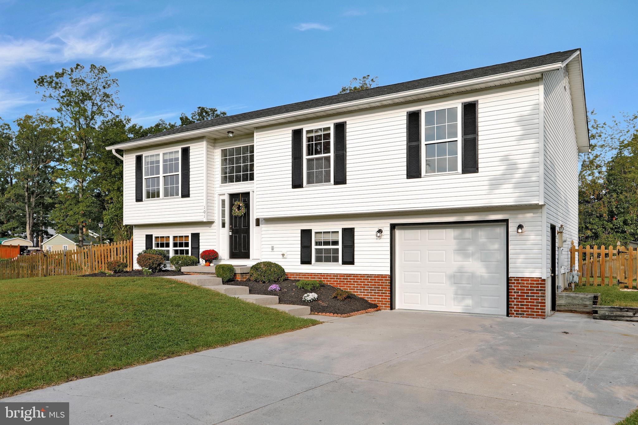 JEFFERSON VILLAGE - Residential