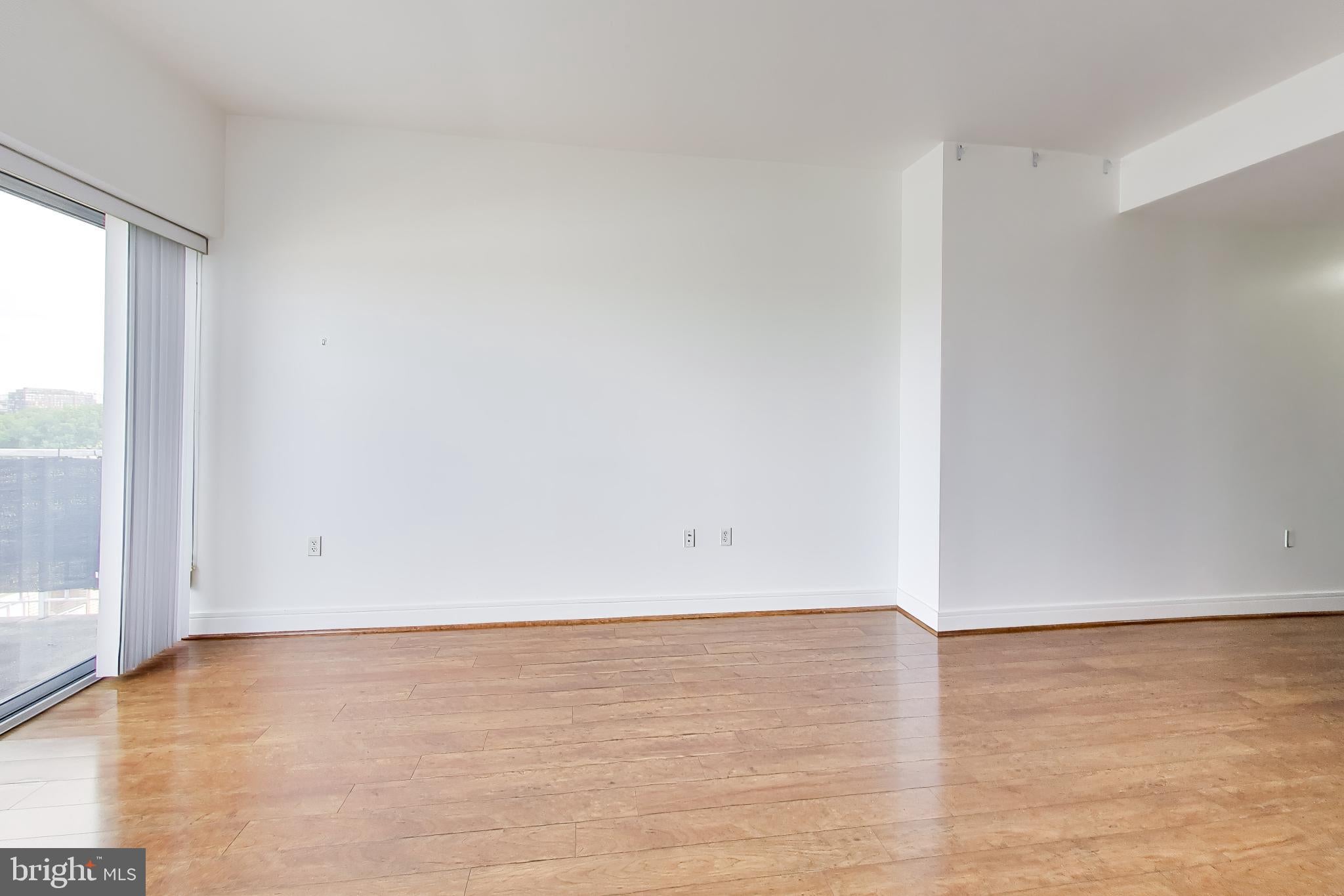800 4TH STREET SW S809