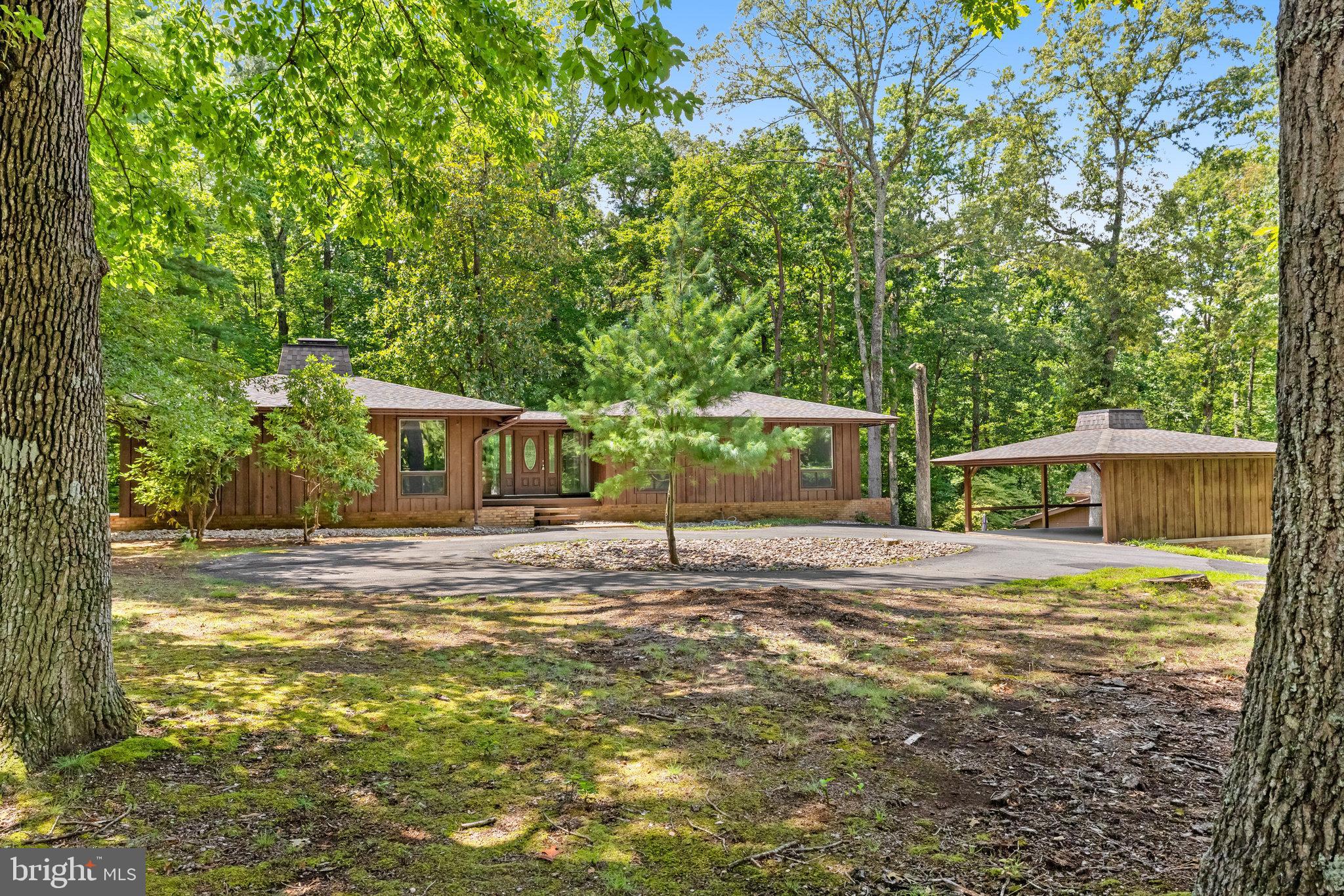 RESTON - Residential