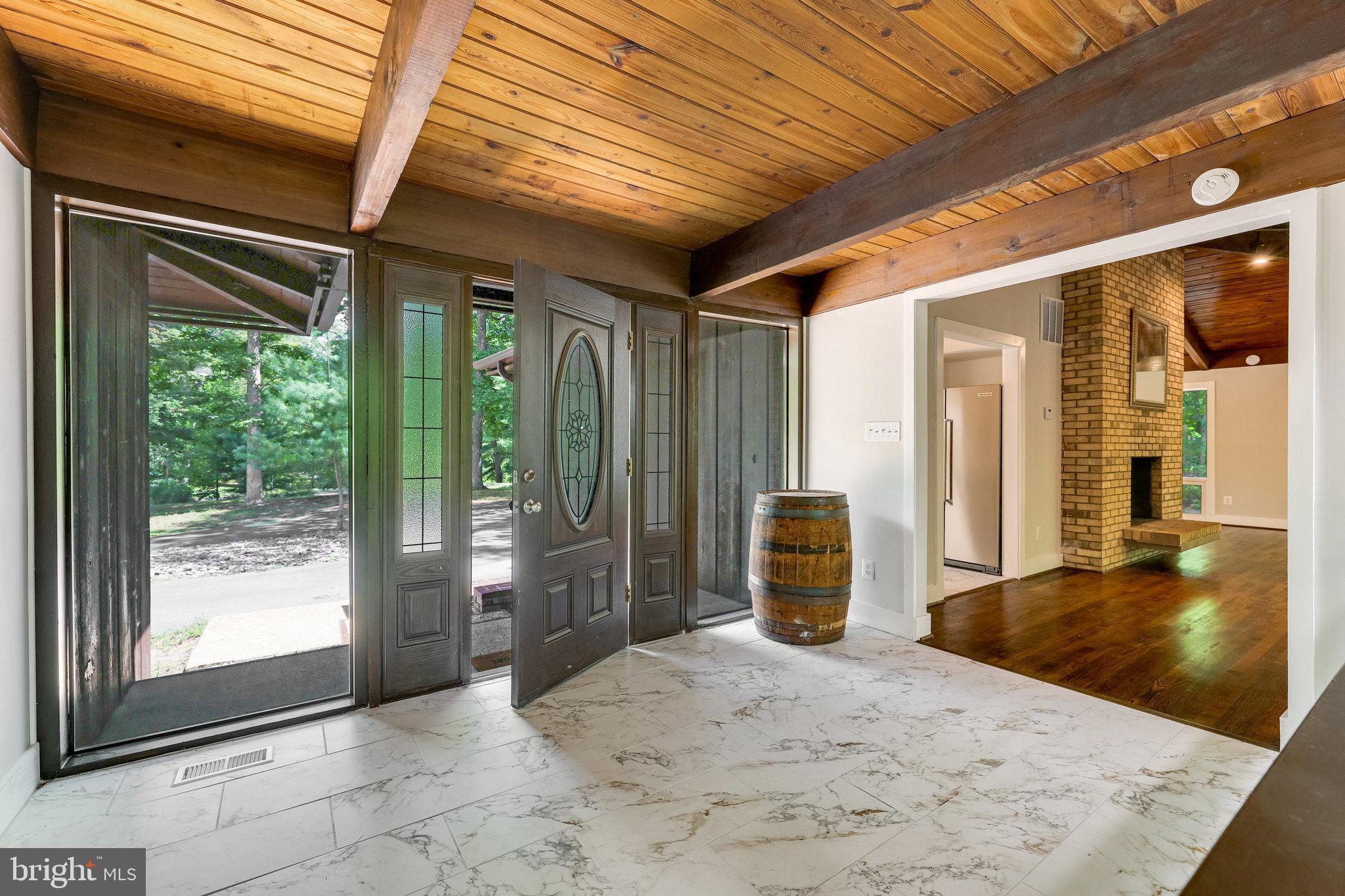 RESTON - Residential