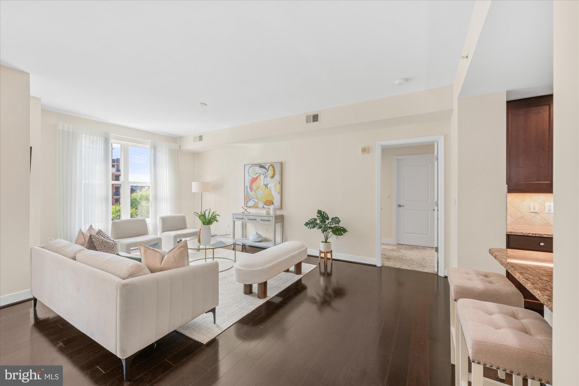 PARK POTOMAC - Residential