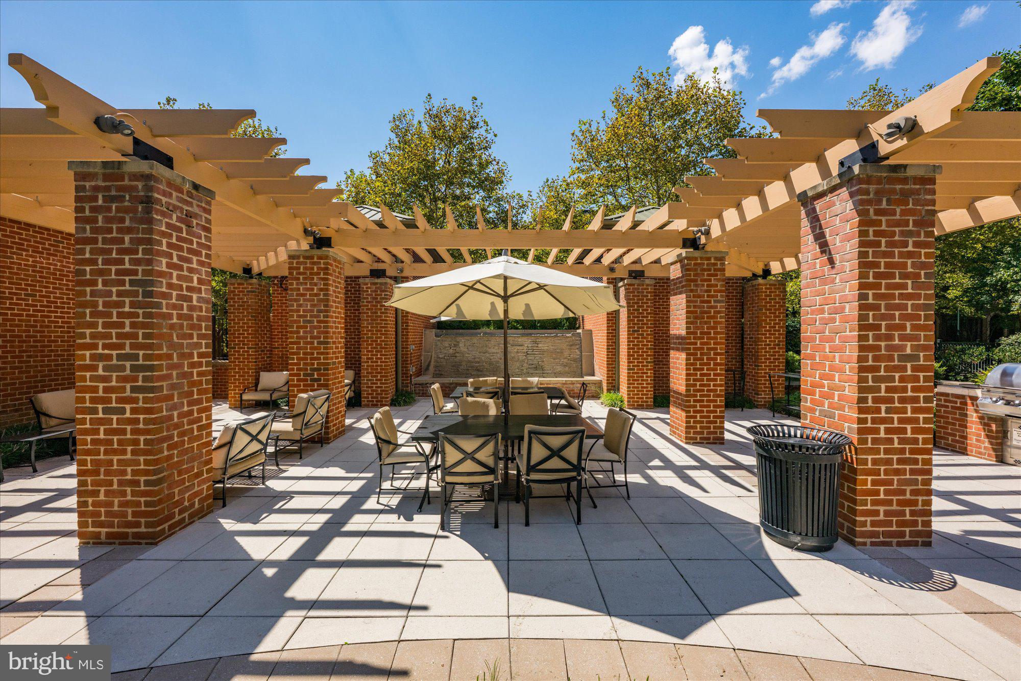 PARK POTOMAC - Residential