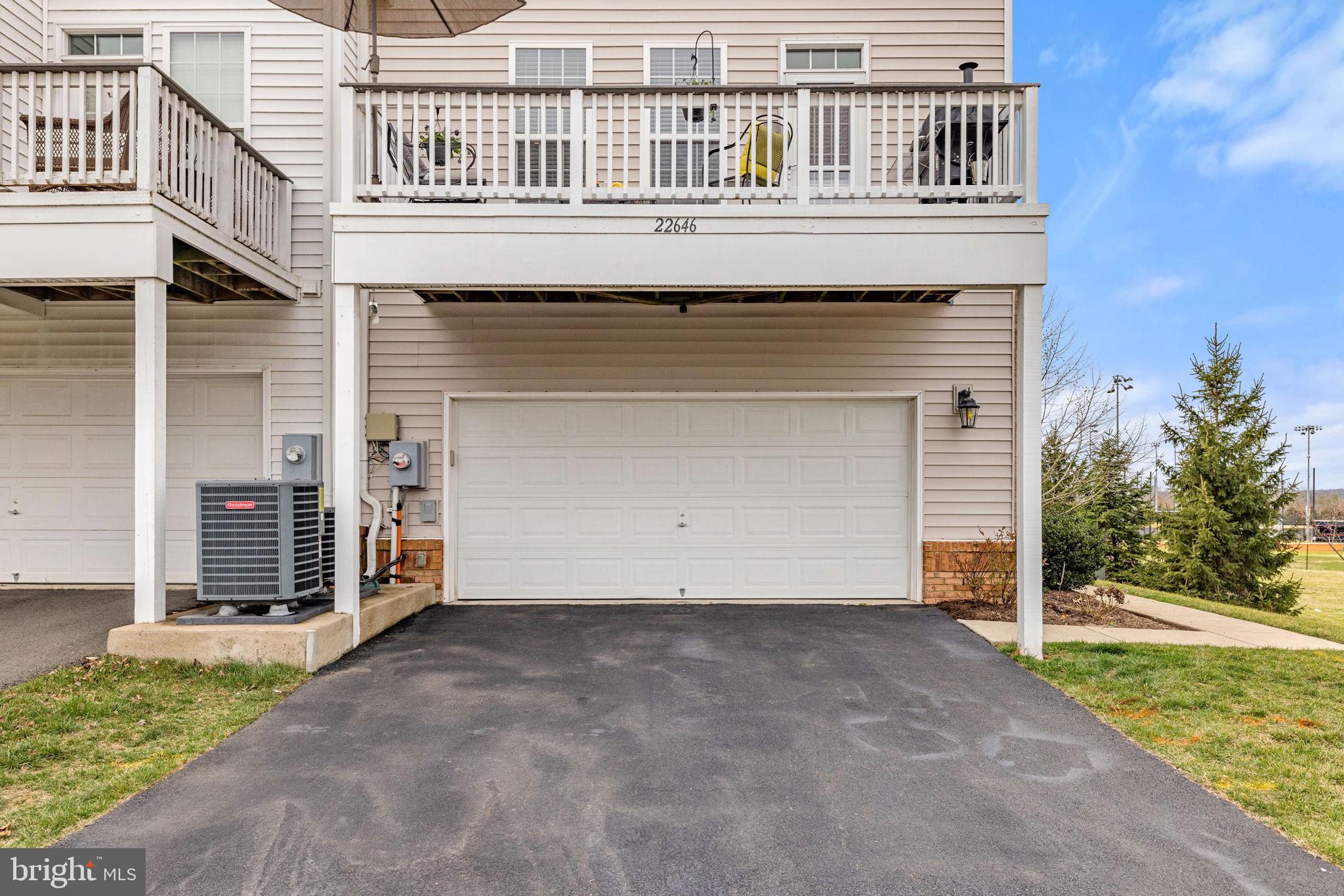 BRAMBLETON OVERLOOK - Residential