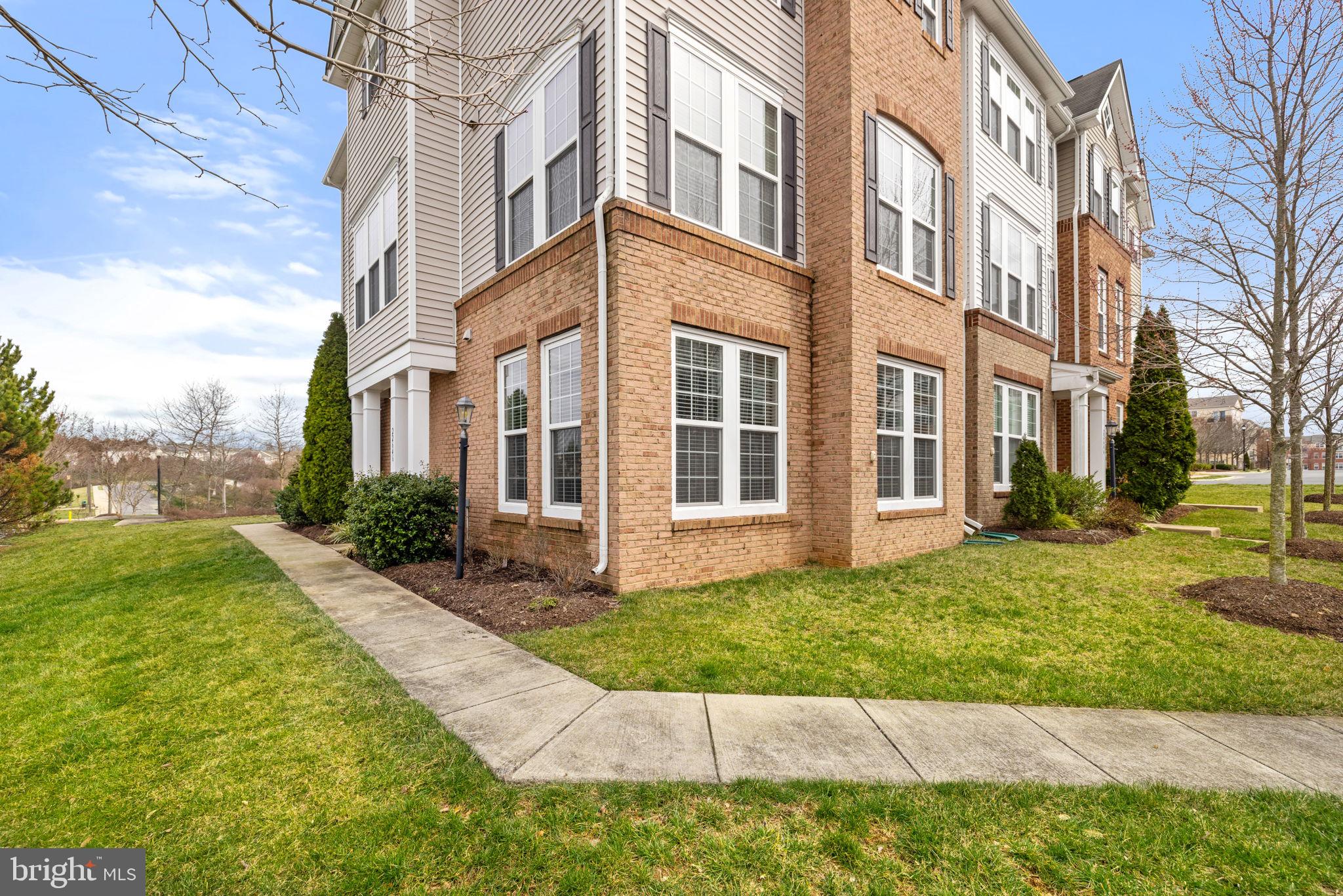 BRAMBLETON OVERLOOK - Residential