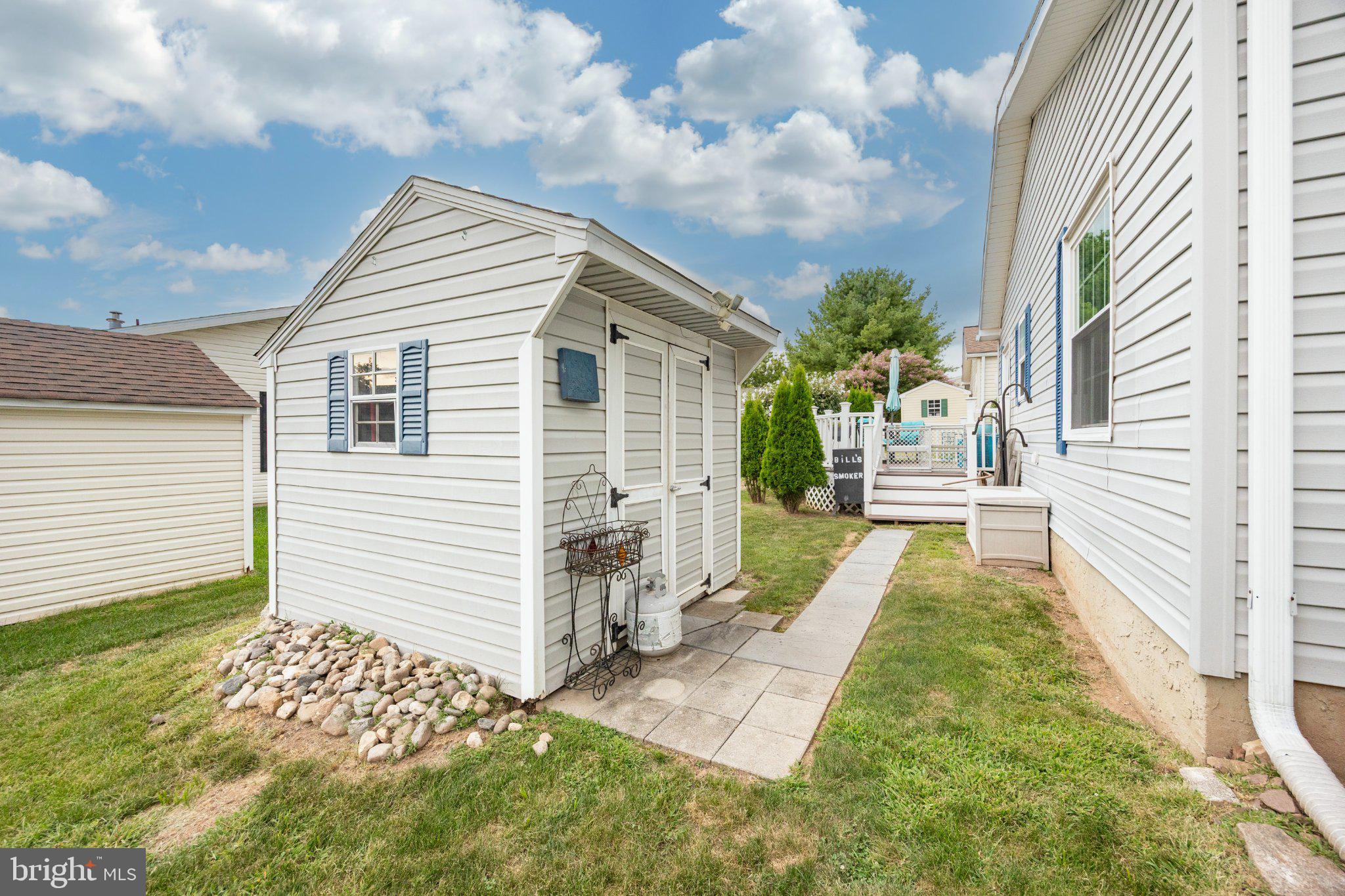 WILLOW RUN - Residential