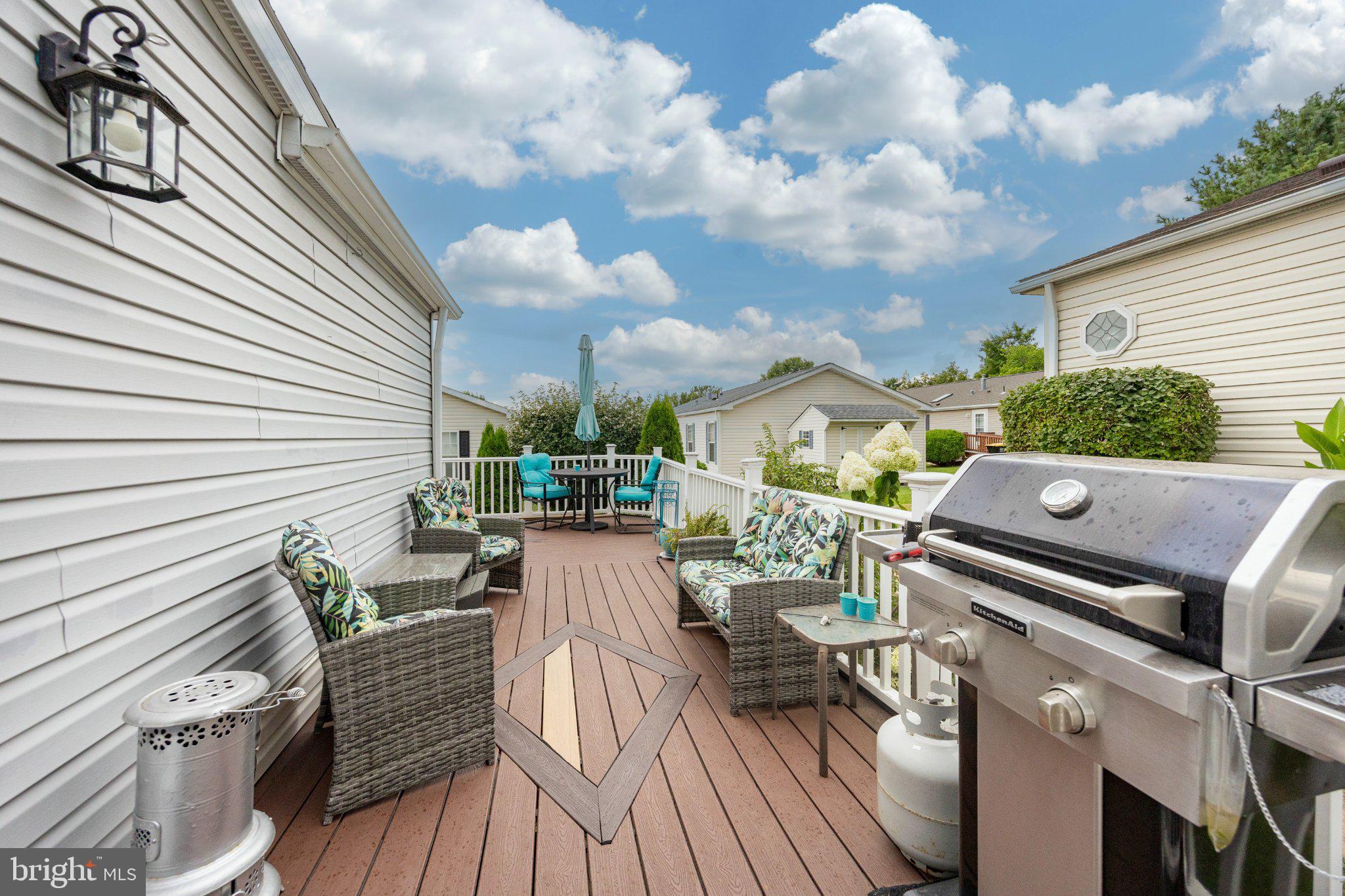 WILLOW RUN - Residential