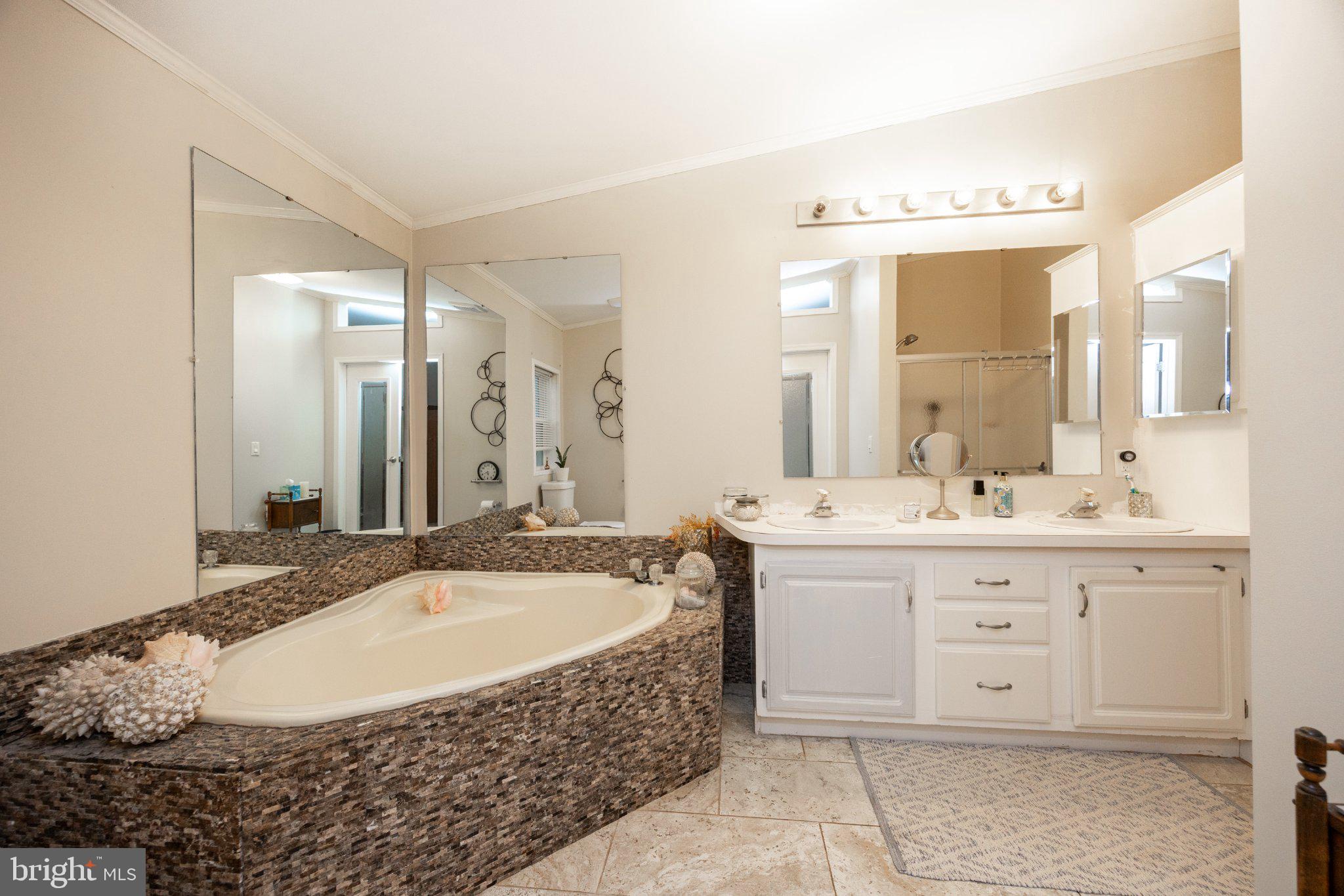 WILLOW RUN - Residential