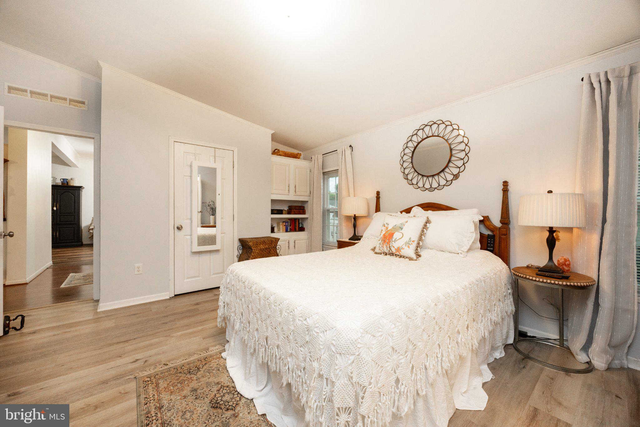 WILLOW RUN - Residential