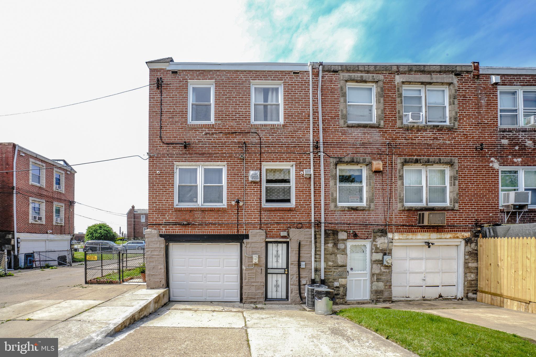 LAWNDALE - Residential