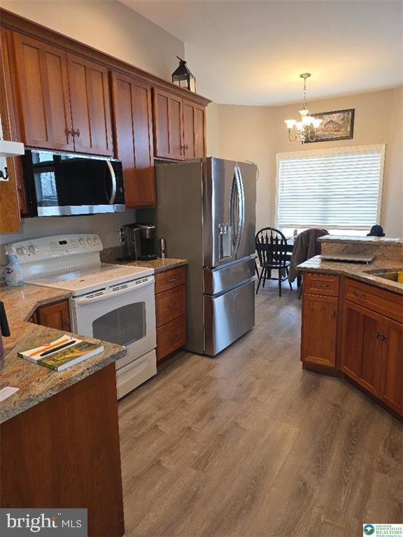 HARVEST FIELDS - Residential Lease