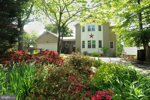 3683 BLENHEIM BOULEVARD FAIRFAX VA 22030