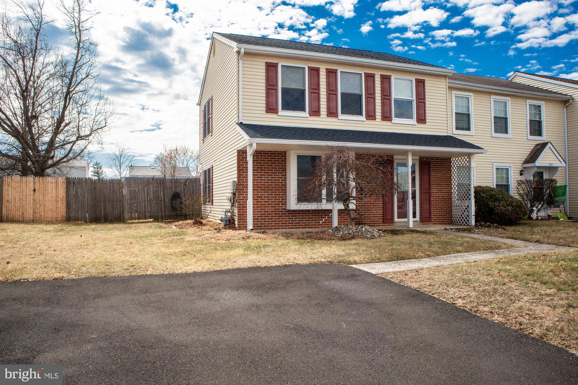 WYNMERE HUNT - Residential