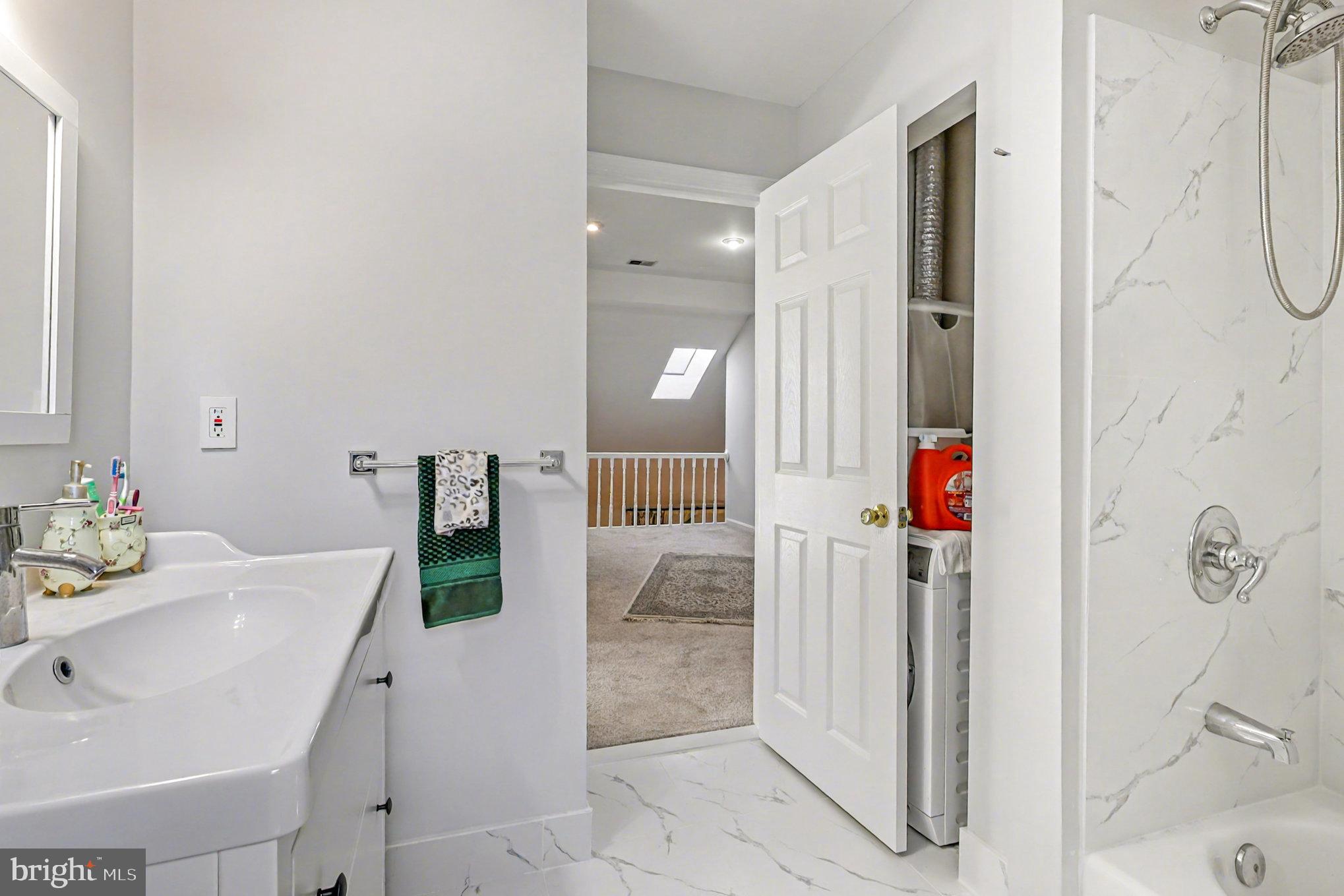 MUNSON HILL - Residential